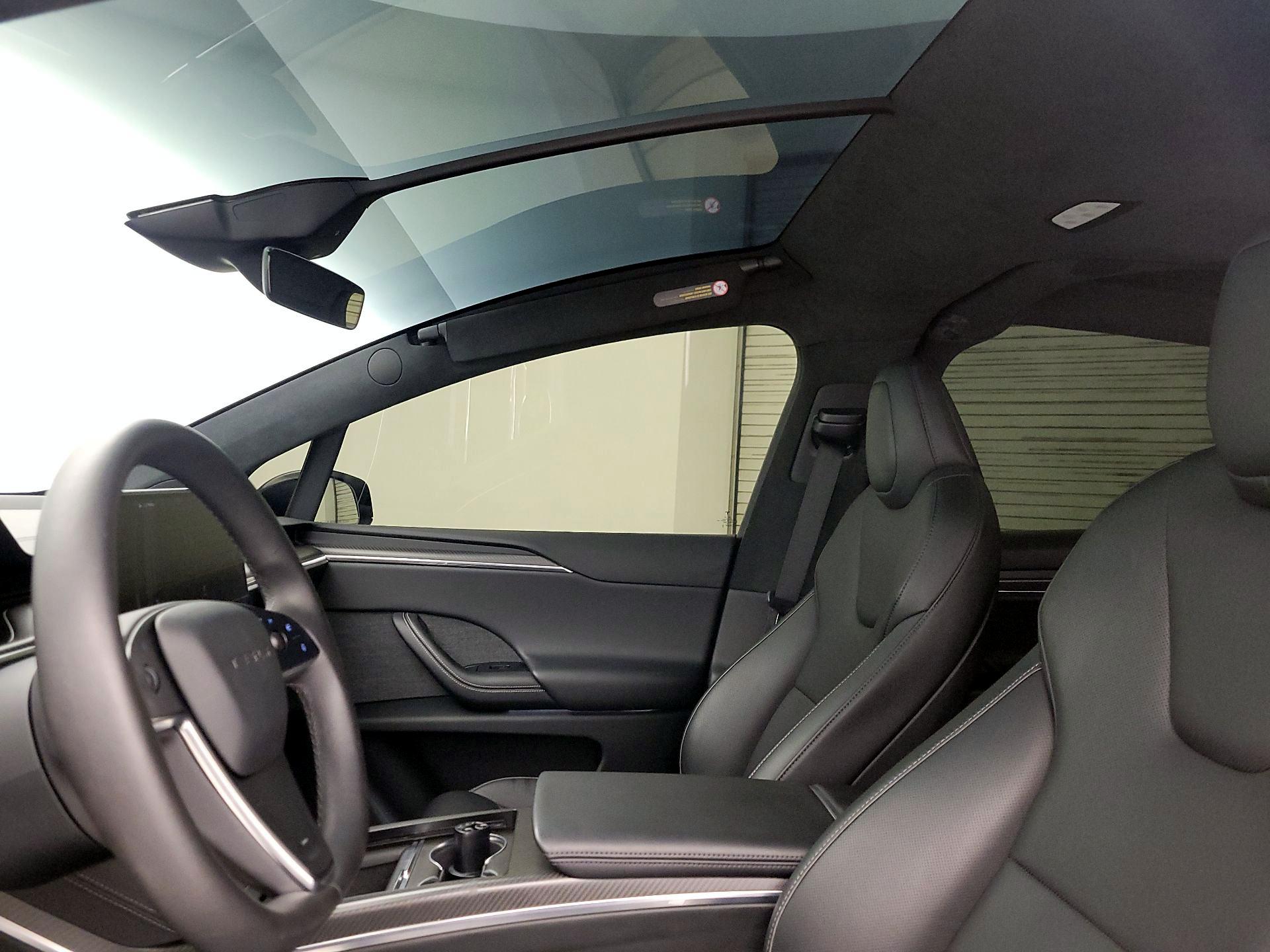 Thumbnail: 2023 Tesla Model X - 18
