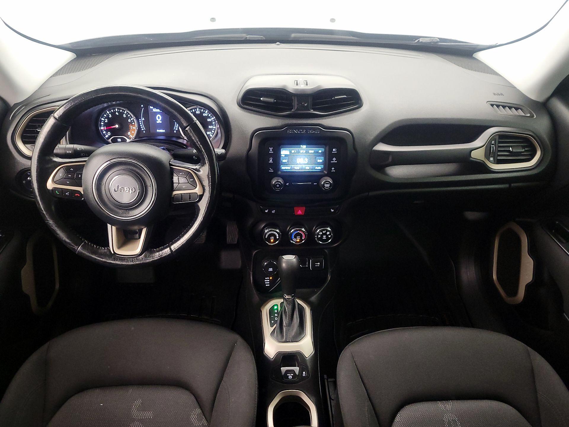 Thumbnail: 2017 Jeep Renegade - 9