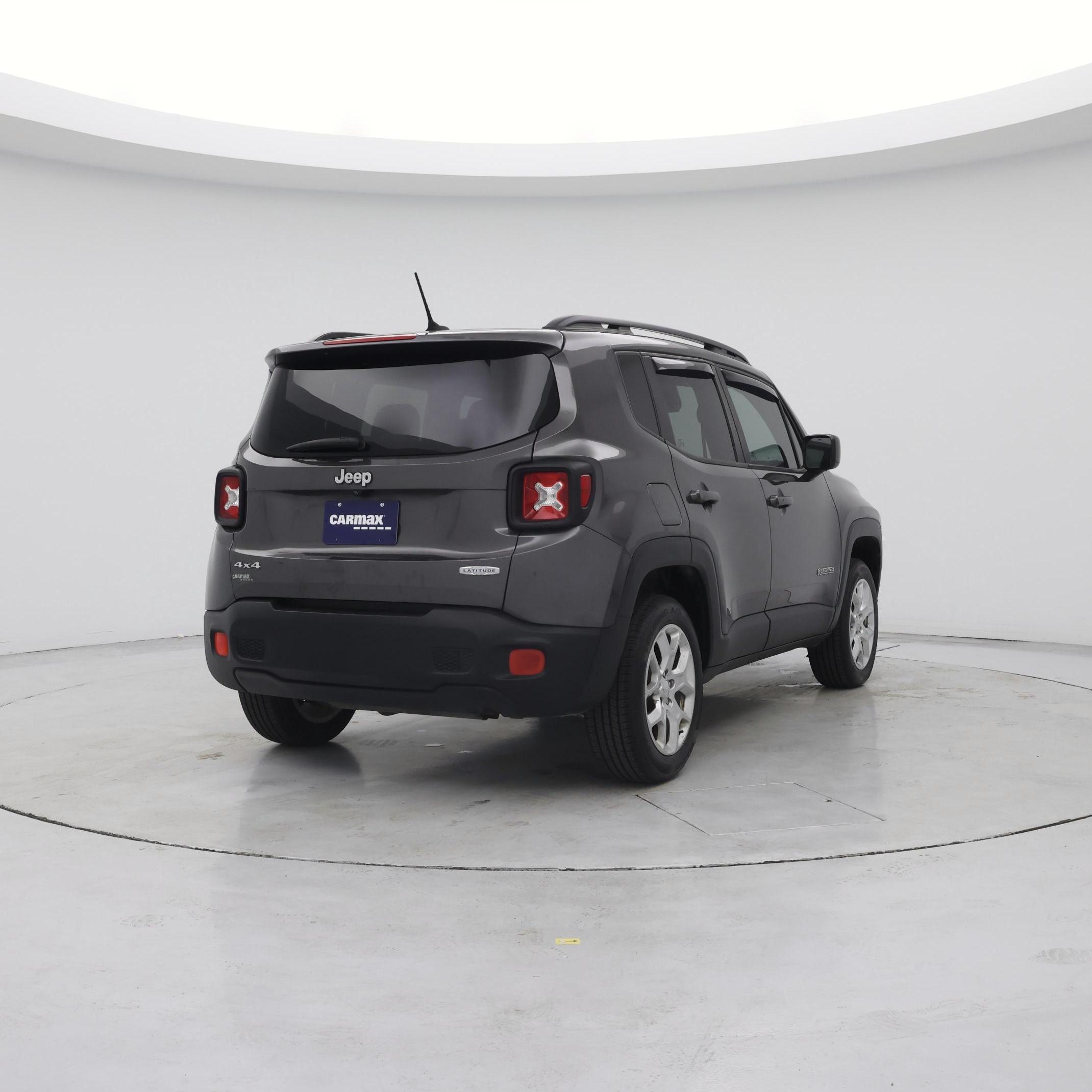 Thumbnail: 2017 Jeep Renegade - 8