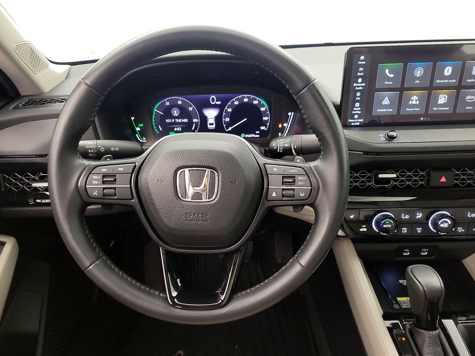 2025 Honda Accord Hybrid EX-L - Photo 11