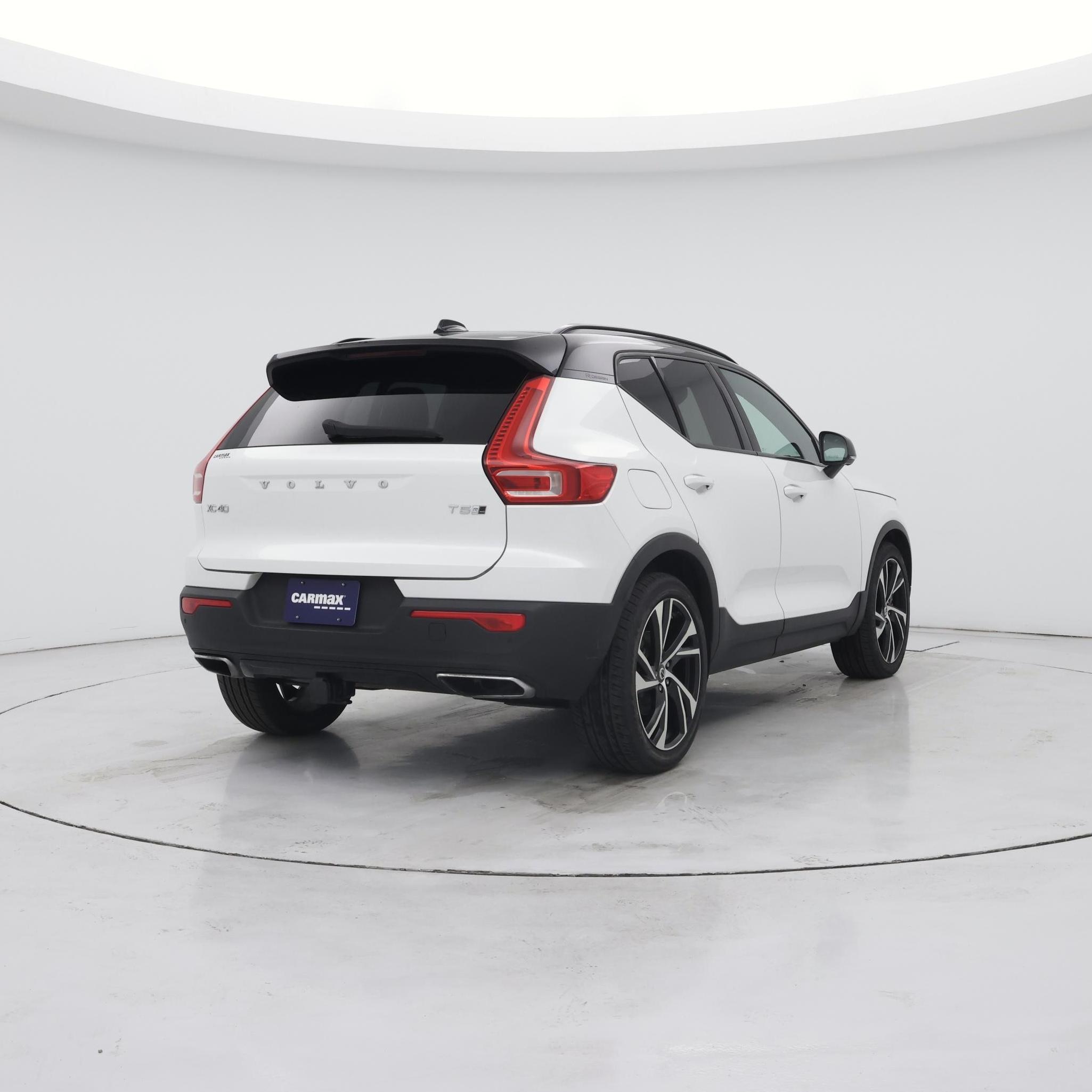 Thumbnail: 2020 Volvo XC40 - 8