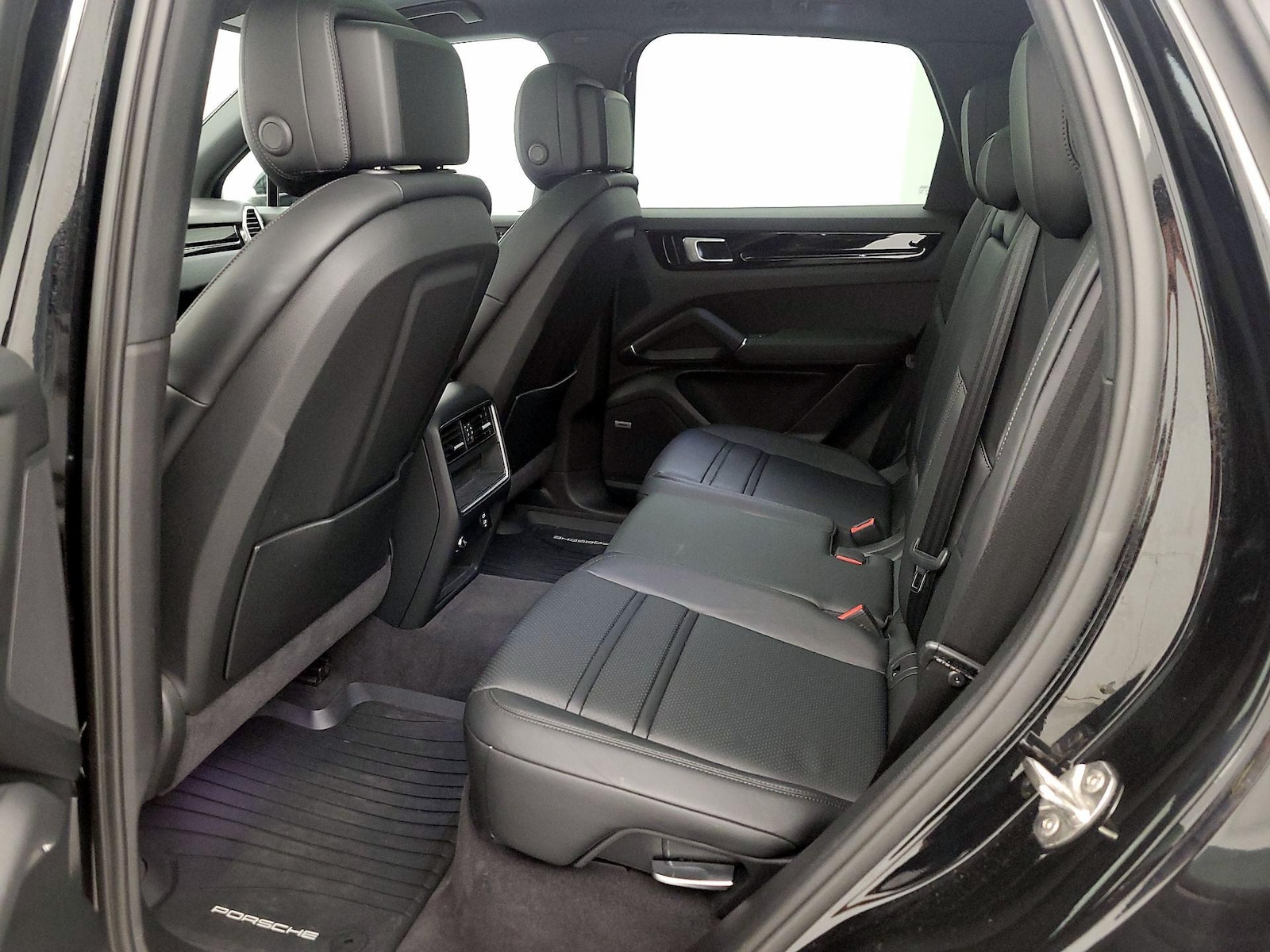 2020 Porsche Cayenne Base - Photo 22