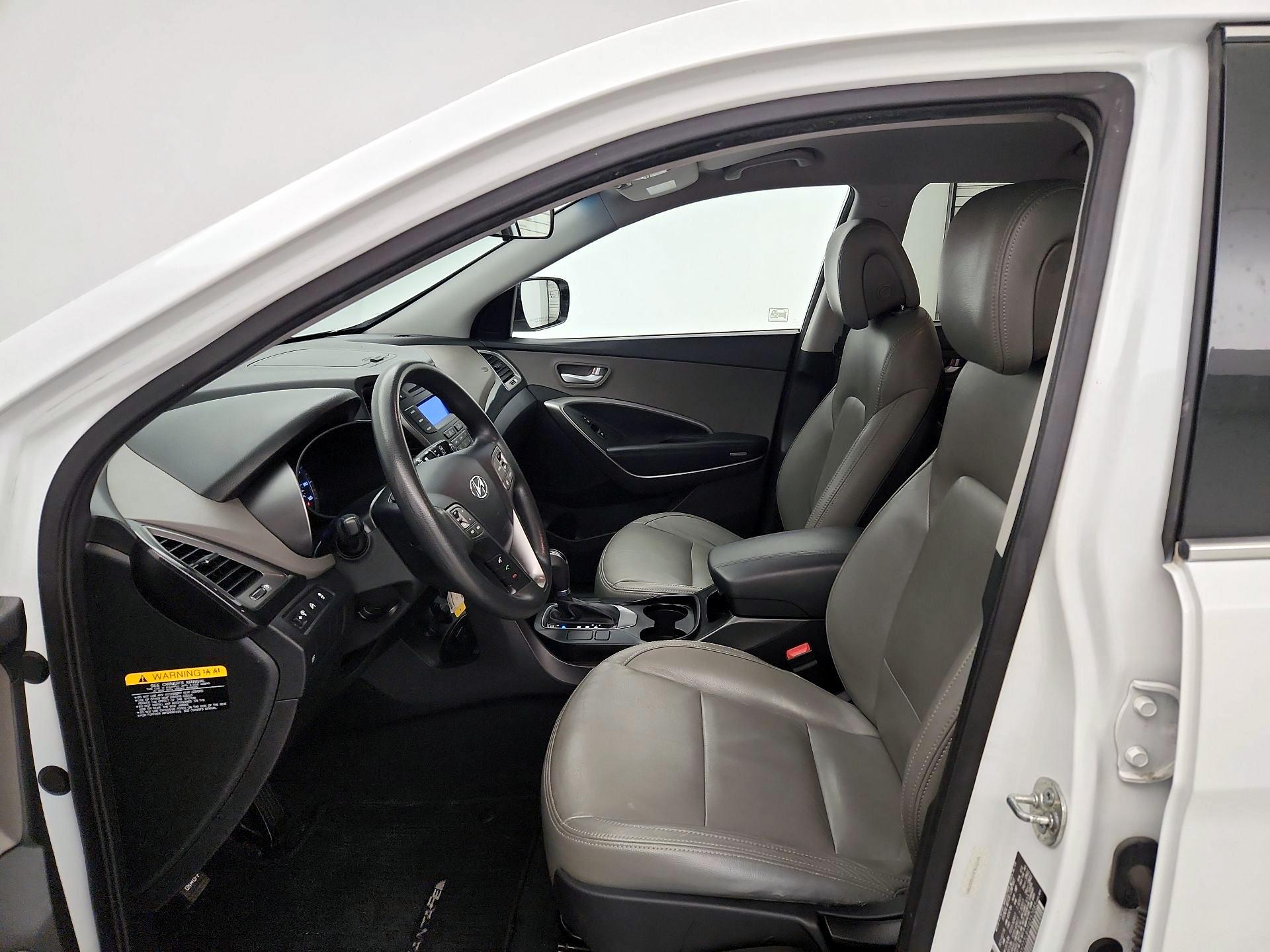 Thumbnail: 2015 Hyundai Santa Fe - 11