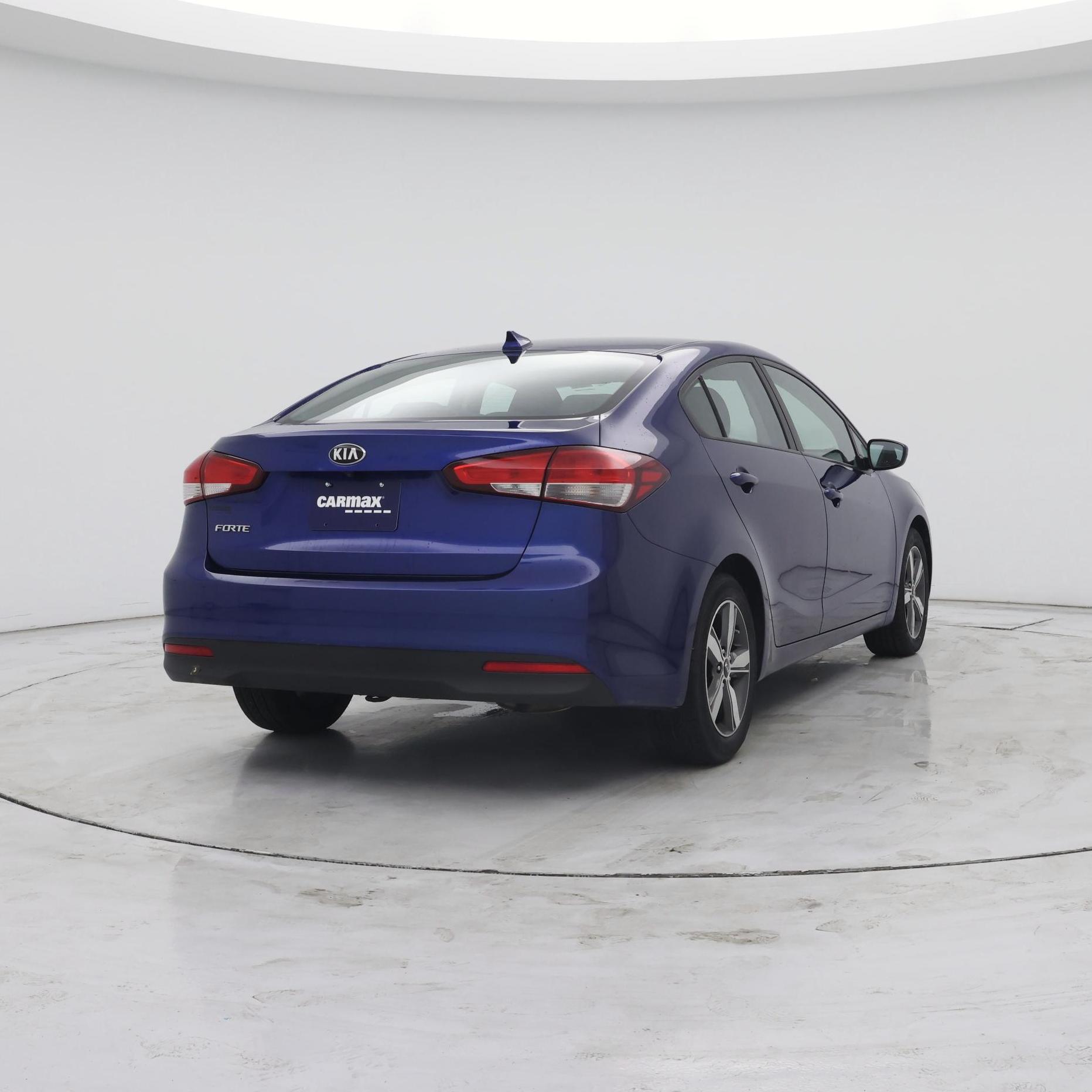Thumbnail: 2018 Kia Forte - 8
