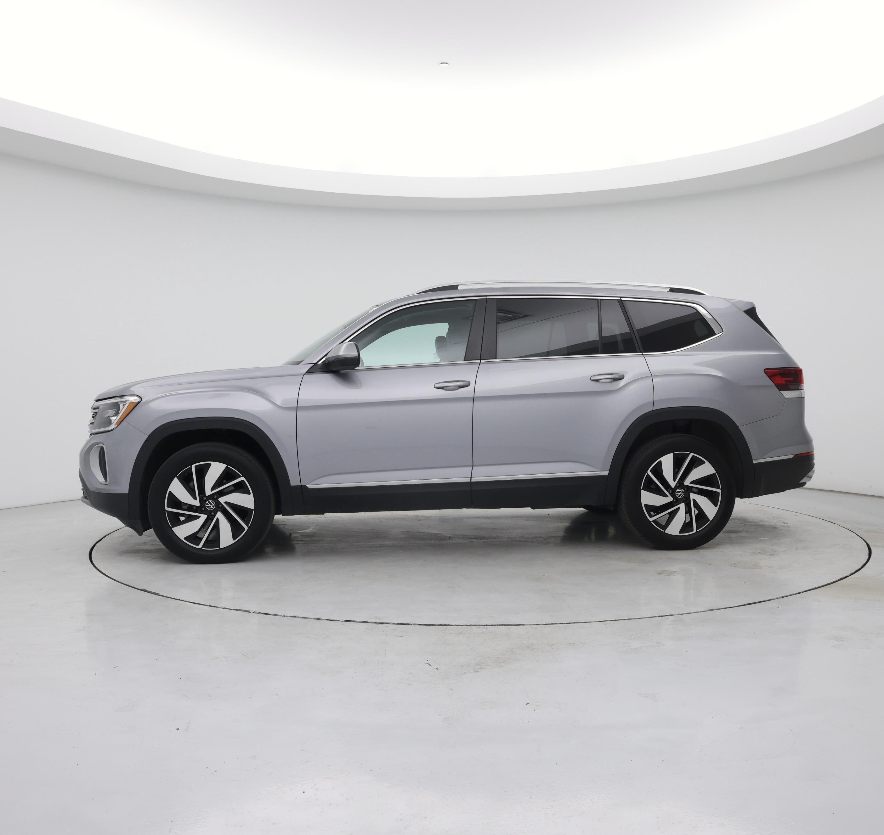 Thumbnail: 2024 Volkswagen Atlas - 3