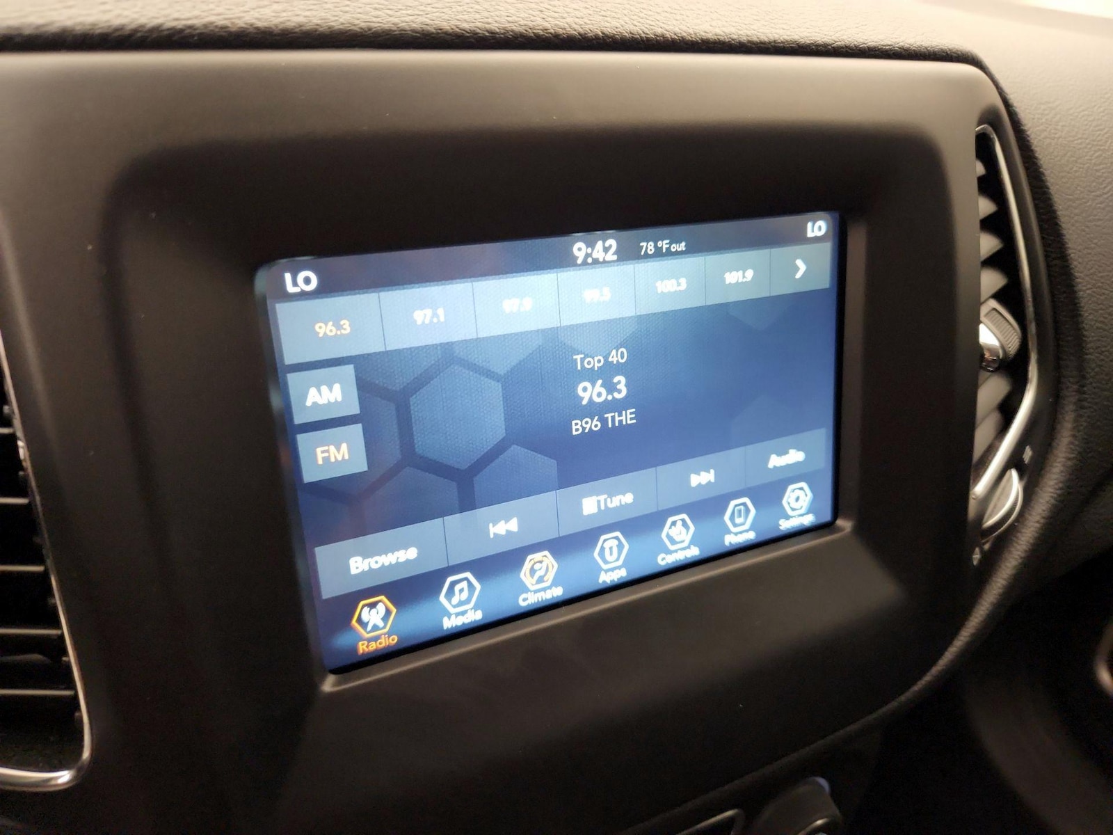 2020 Jeep Compass Sport - Photo 16