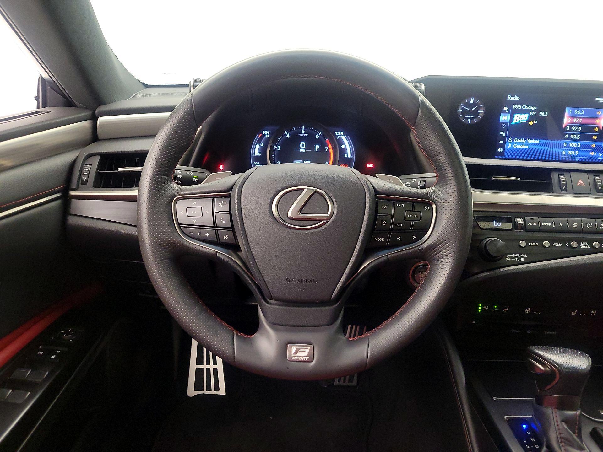Thumbnail: 2019 Lexus ES - 10