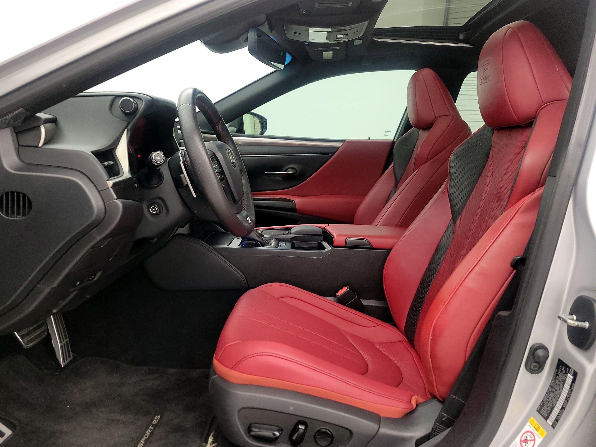 Thumbnail: 2019 Lexus ES - 11