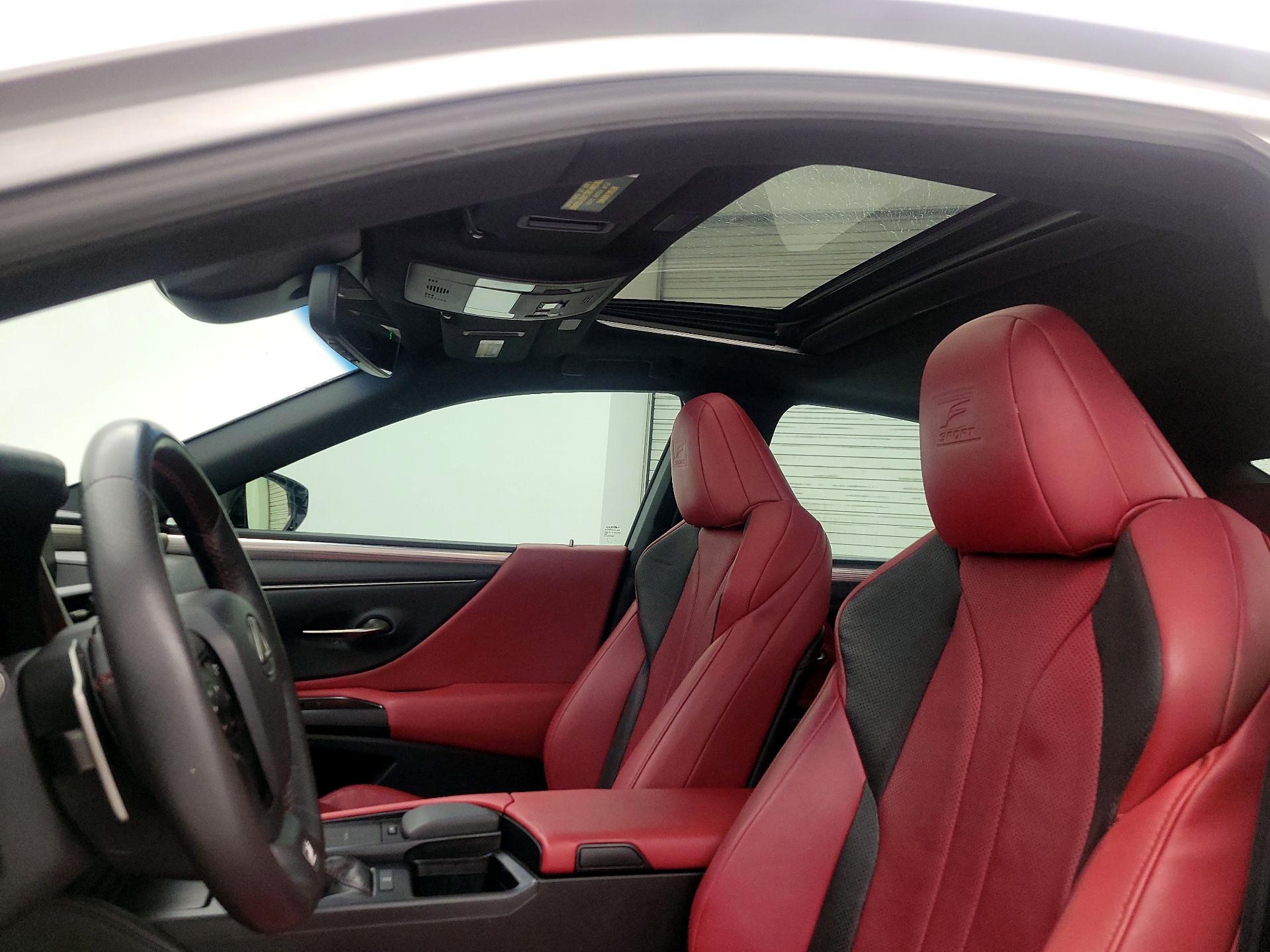 Thumbnail: 2019 Lexus ES - 18