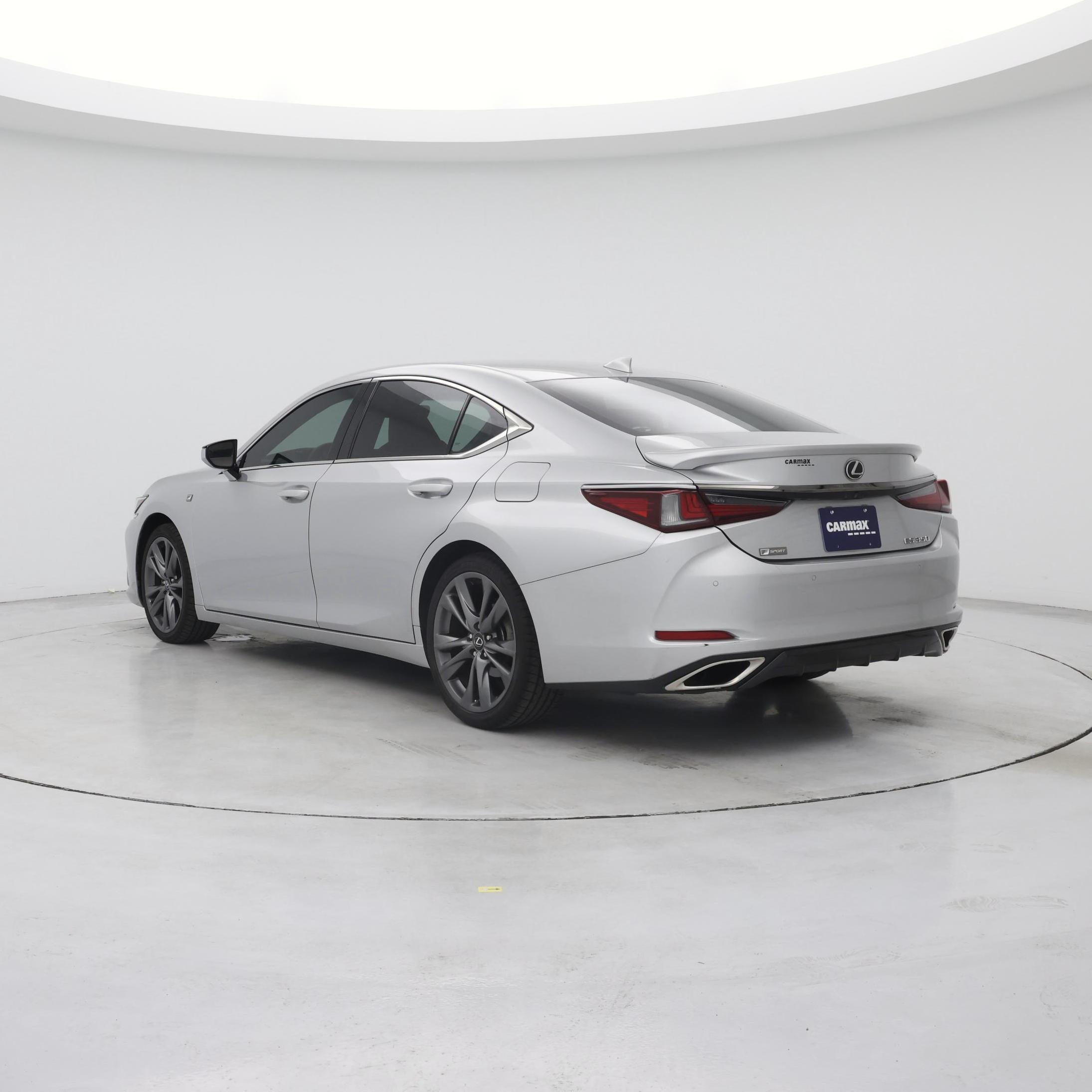Thumbnail: 2019 Lexus ES - 2