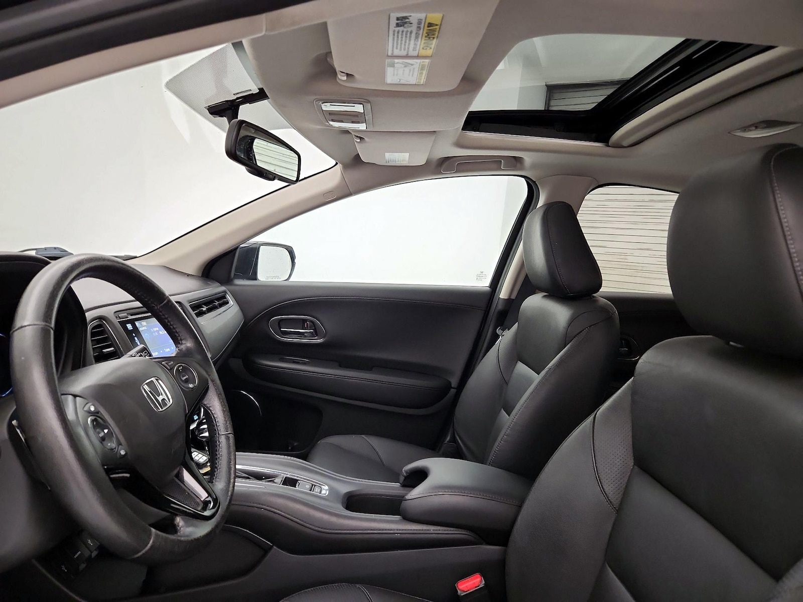 Sunroof(s) & Overhead Airbags