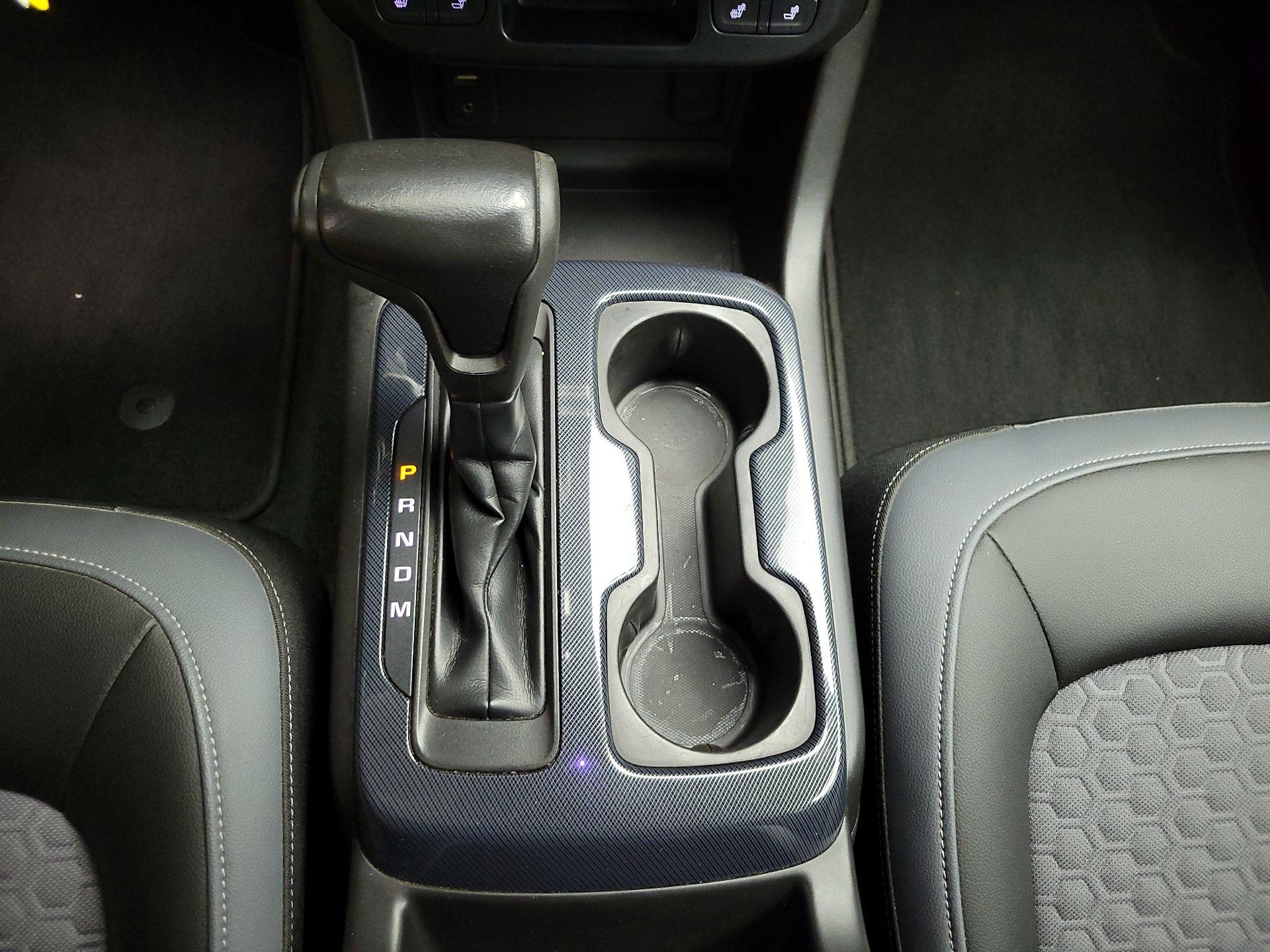 Thumbnail: 2016 Chevrolet Colorado - 17