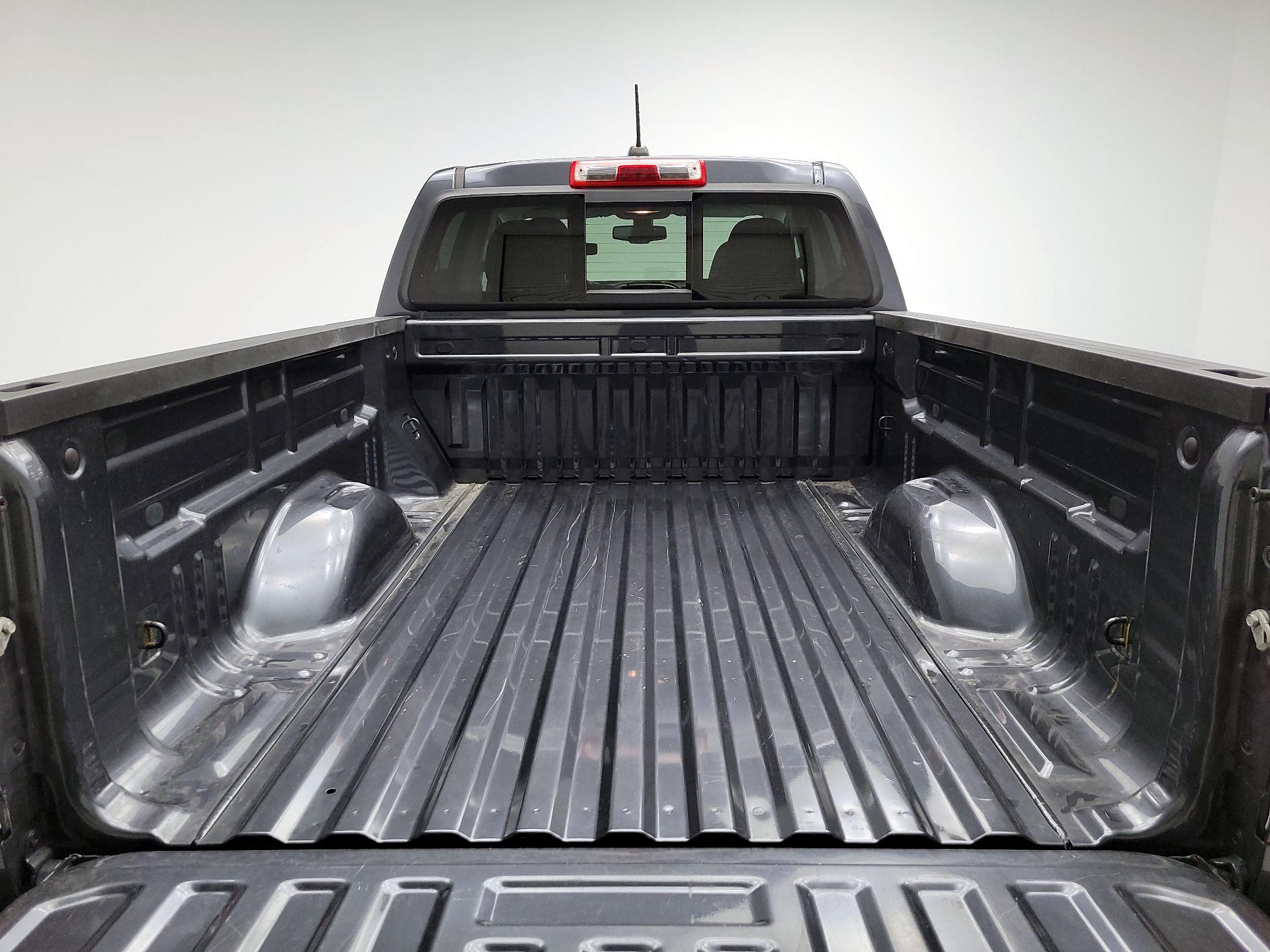 Thumbnail: 2016 Chevrolet Colorado - 20