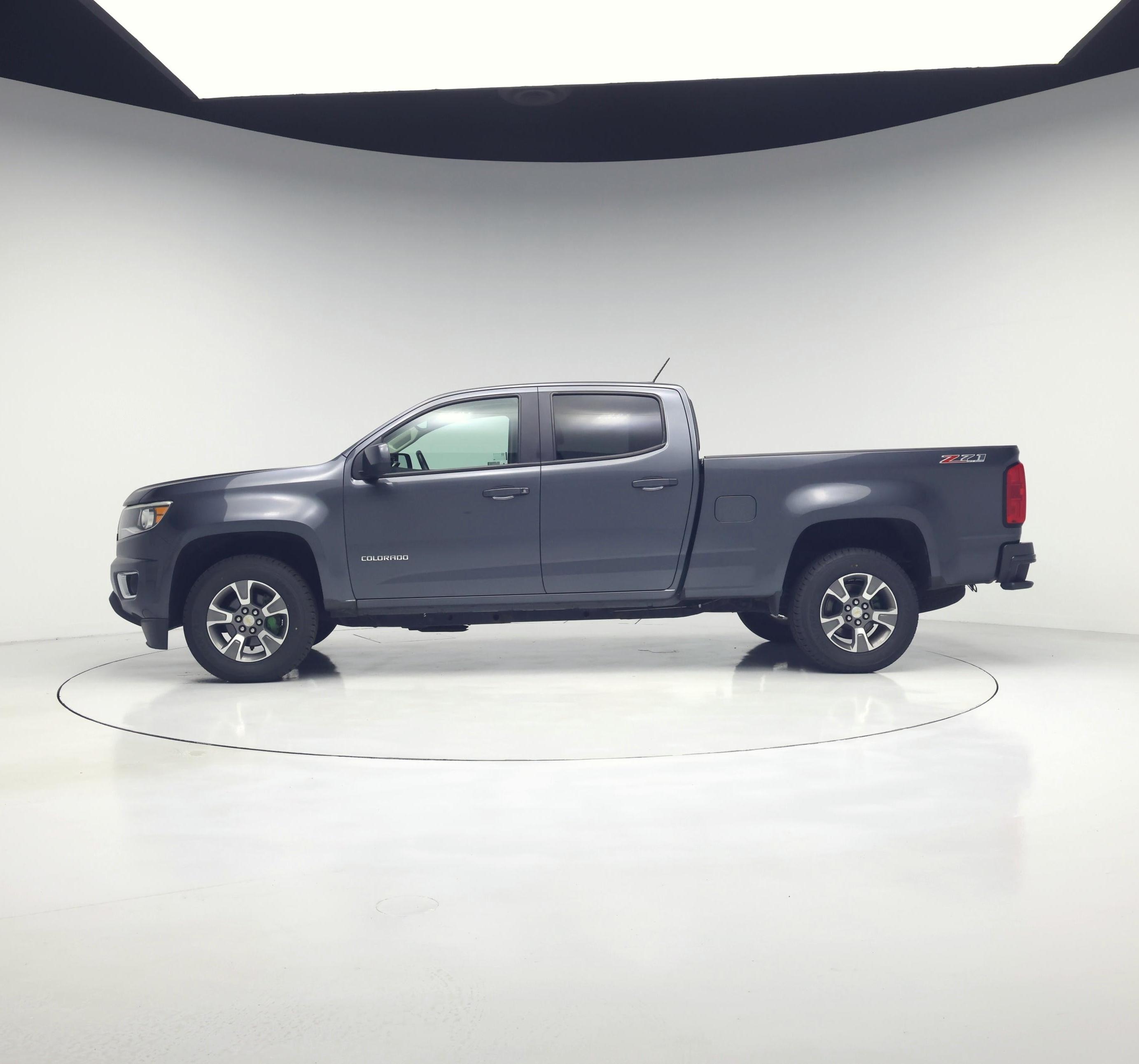 Thumbnail: 2016 Chevrolet Colorado - 3