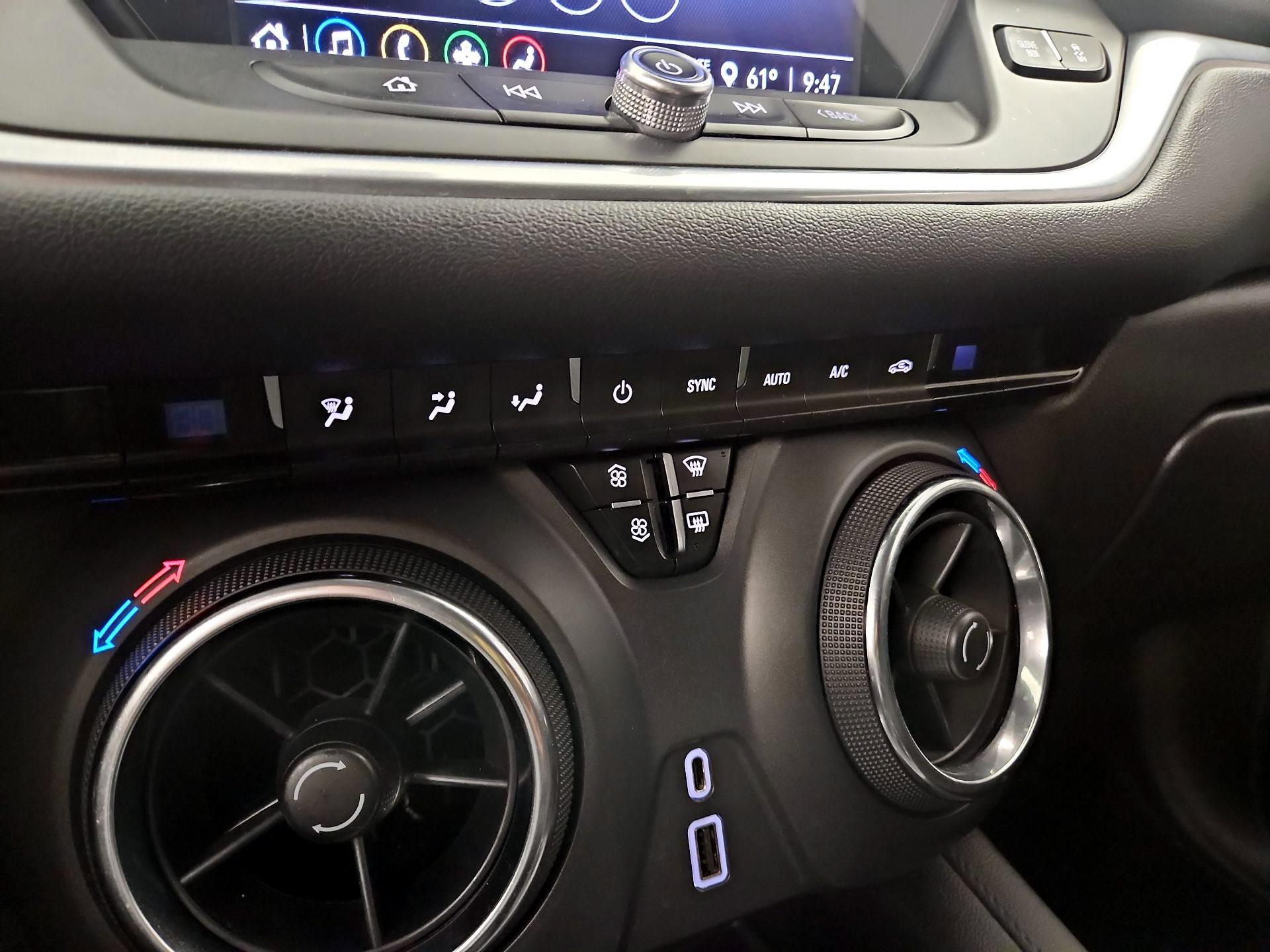 Thumbnail: 2021 Chevrolet Blazer - 14