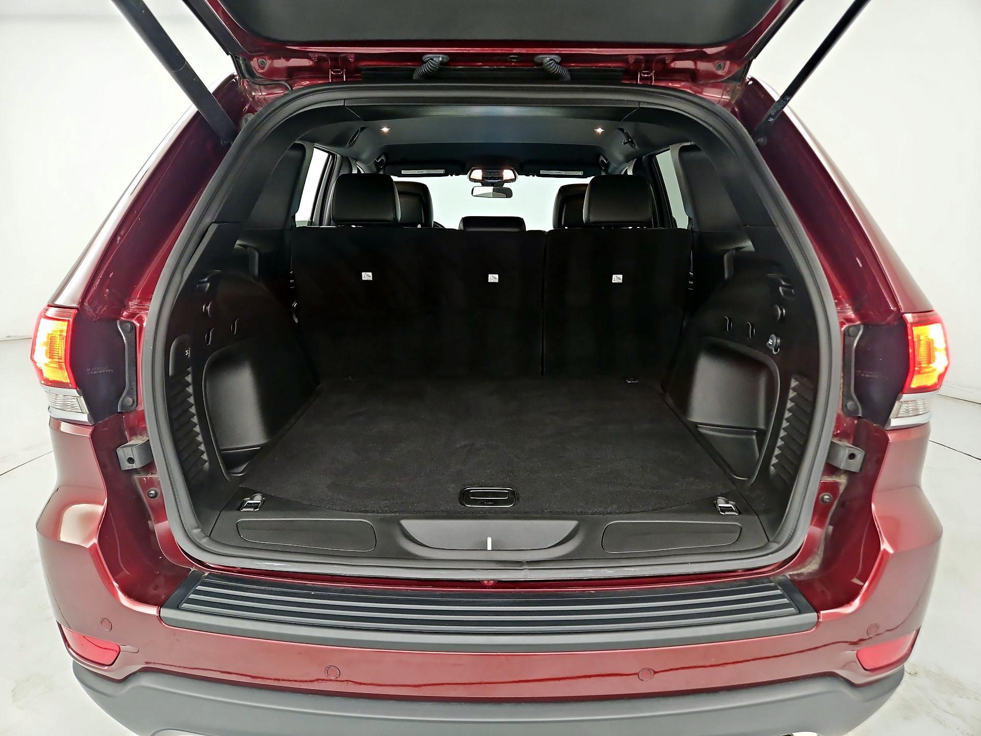 Thumbnail: 2021 Jeep Grand Cherokee - 19