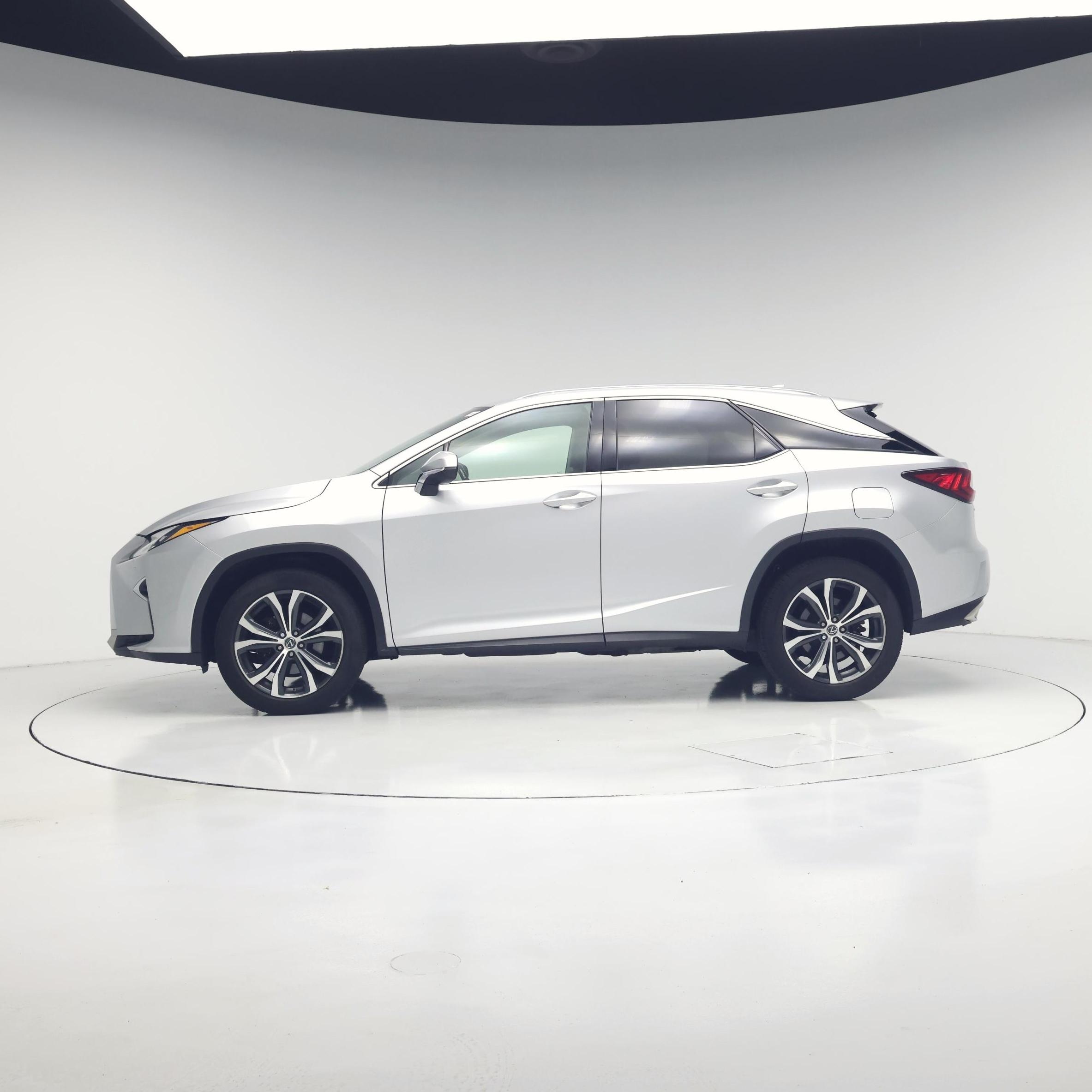 Thumbnail: 2018 Lexus RX - 3