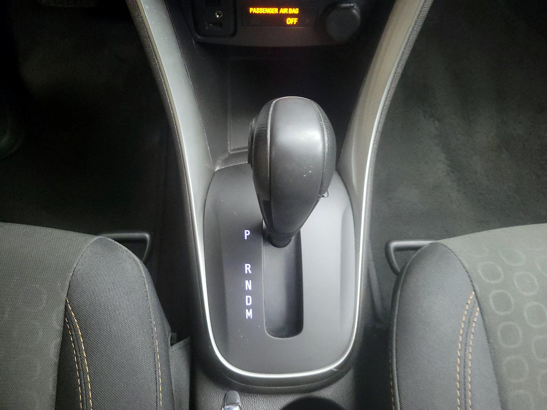 Thumbnail: 2018 Chevrolet Trax - 17