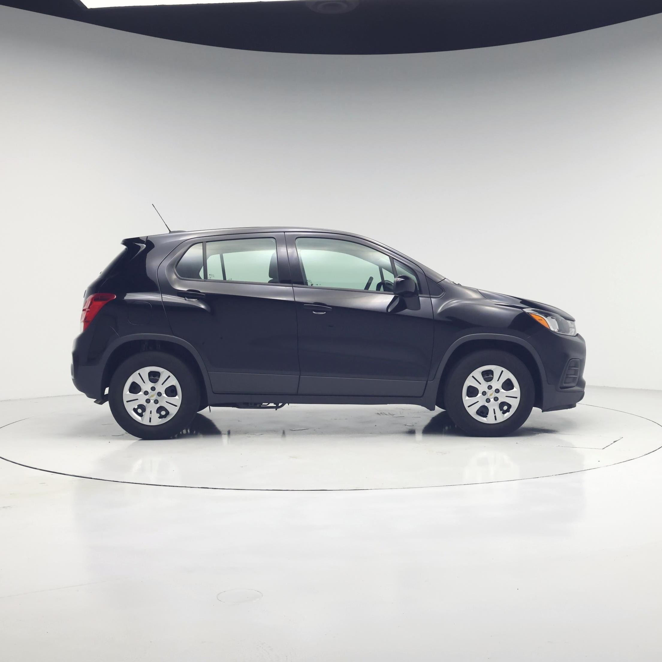 Thumbnail: 2018 Chevrolet Trax - 7