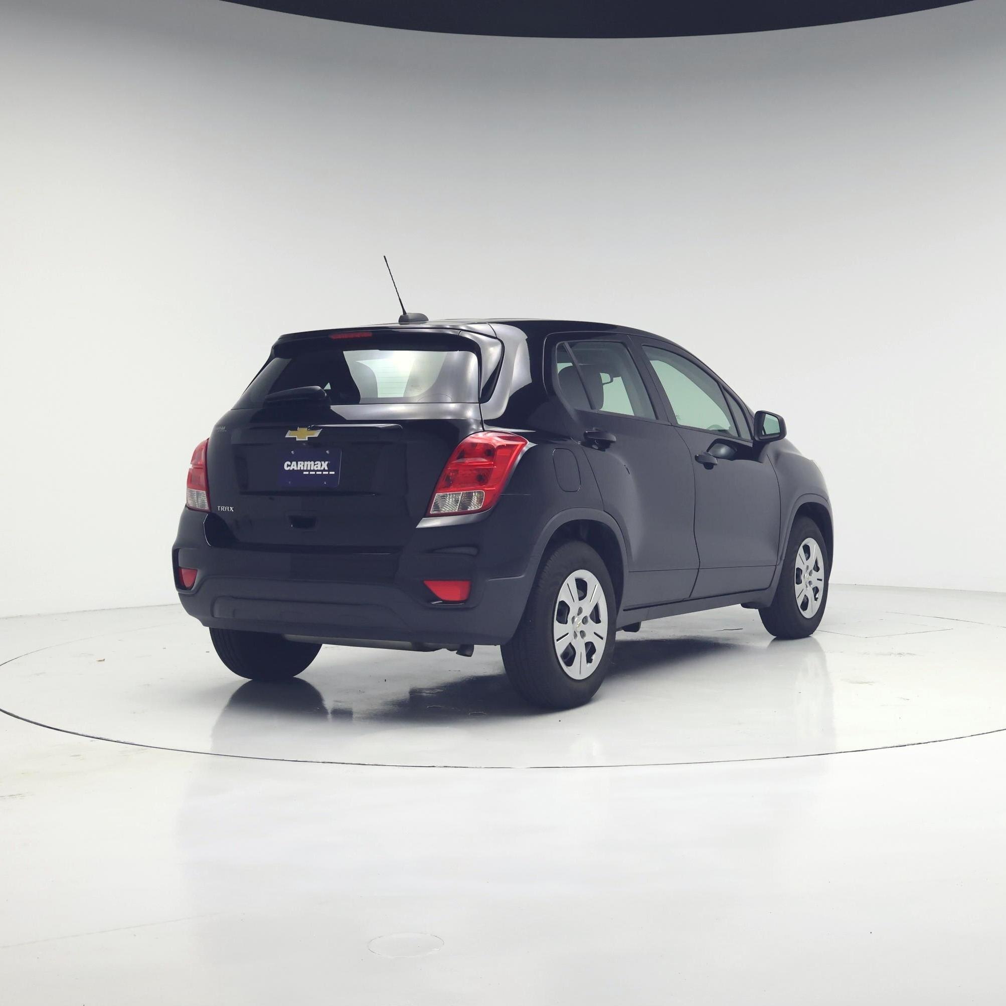 Thumbnail: 2018 Chevrolet Trax - 8