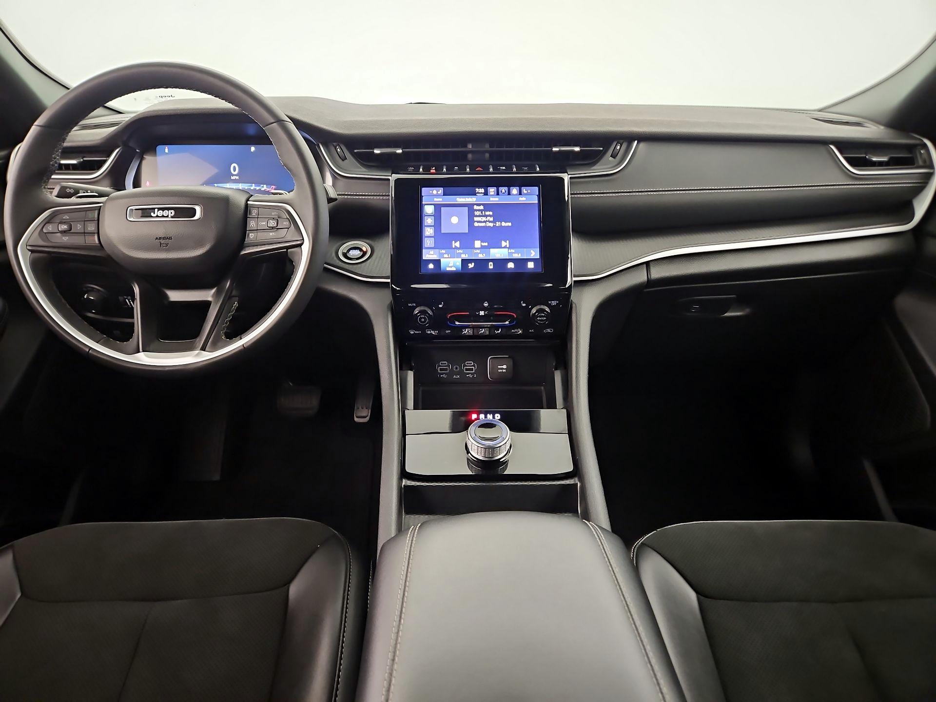 Thumbnail: 2024 Jeep Grand Cherokee L - 8