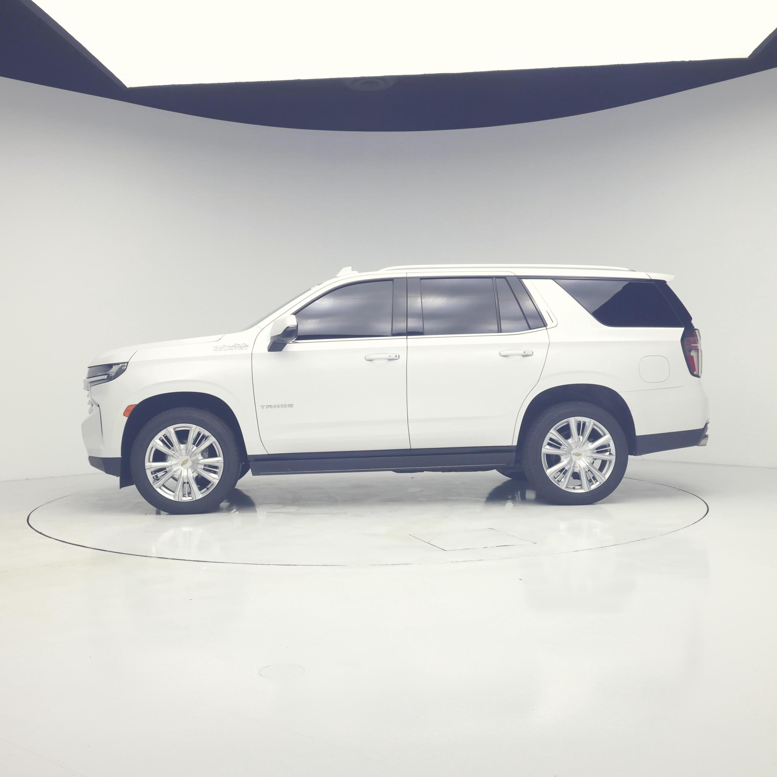 Thumbnail: 2021 Chevrolet Tahoe - 3