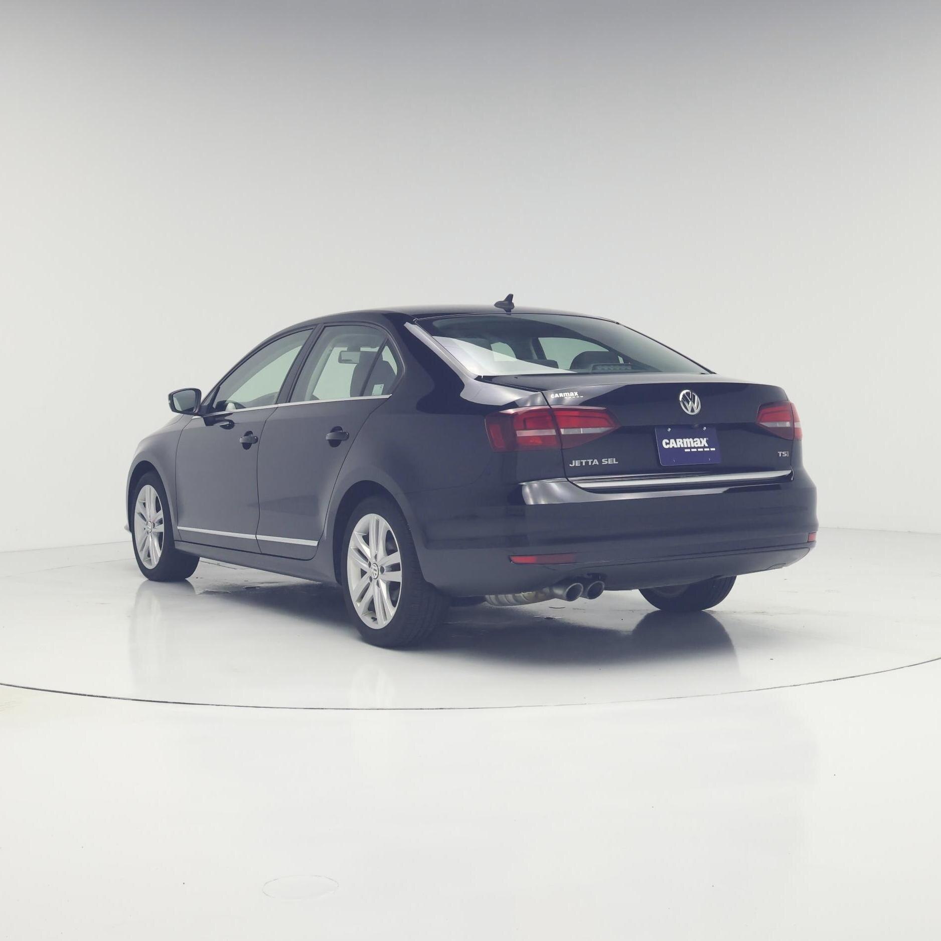 Thumbnail: 2017 Volkswagen Jetta - 2
