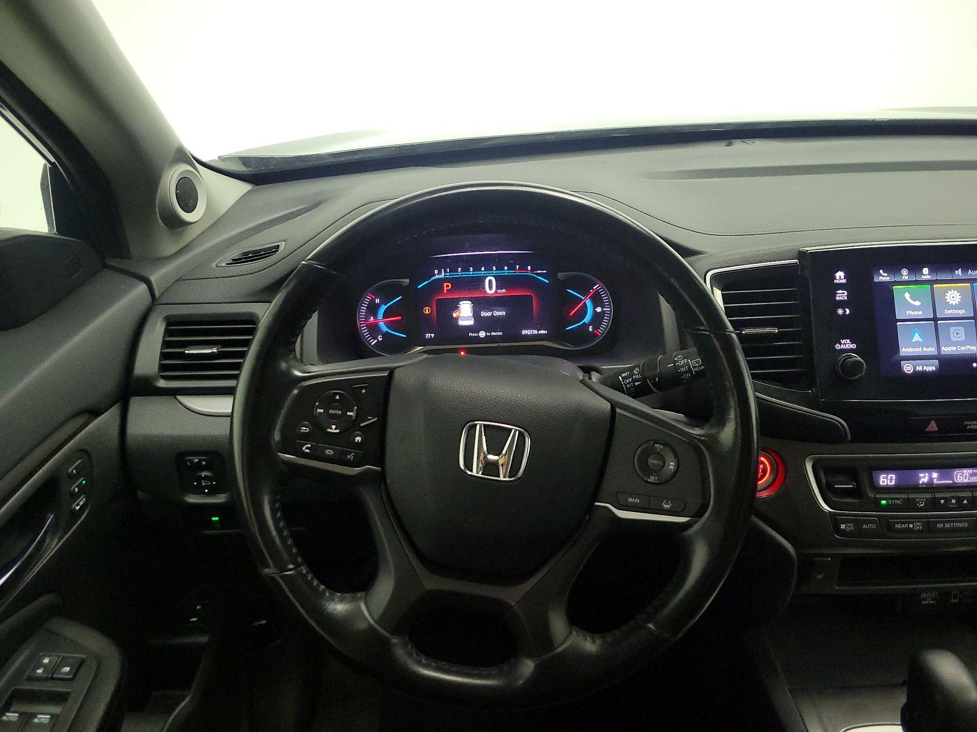 Thumbnail: 2019 Honda Pilot - 10