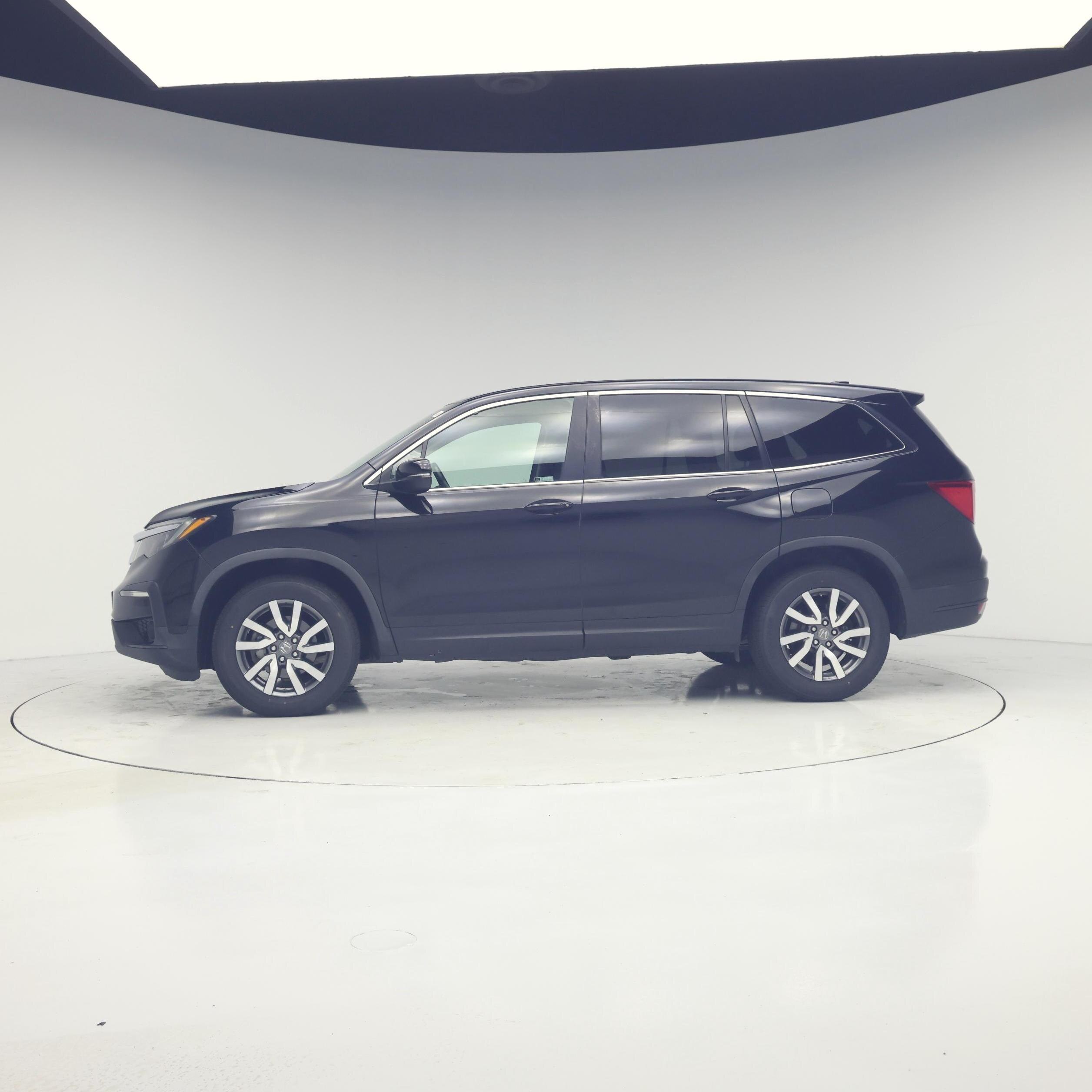 Thumbnail: 2019 Honda Pilot - 3