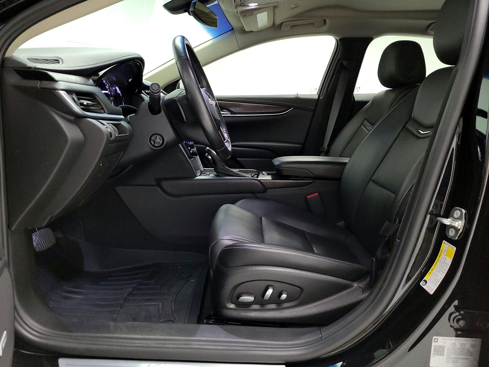 Thumbnail: 2018 Cadillac XTS - 11