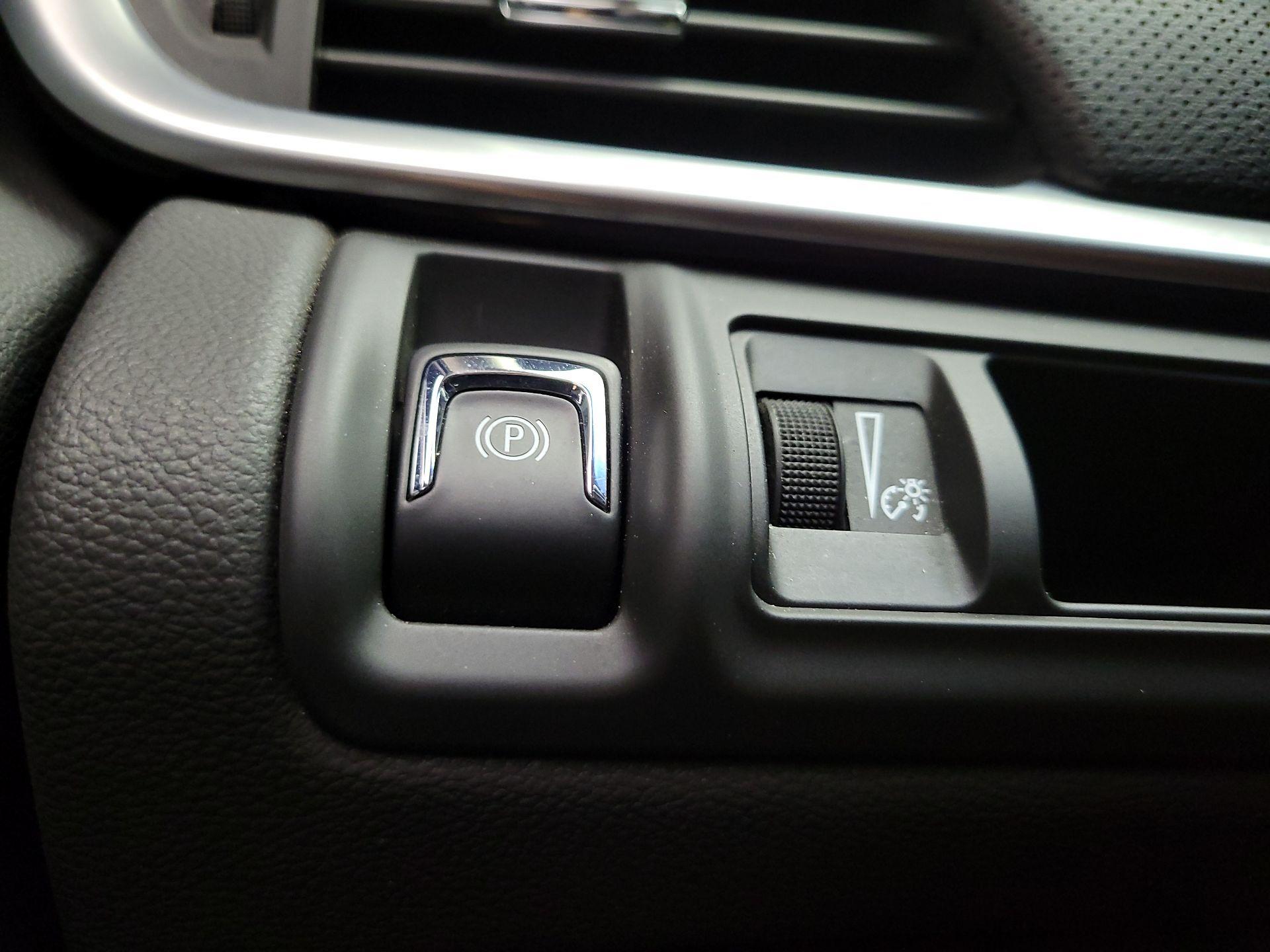 Thumbnail: 2018 Cadillac XTS - 13