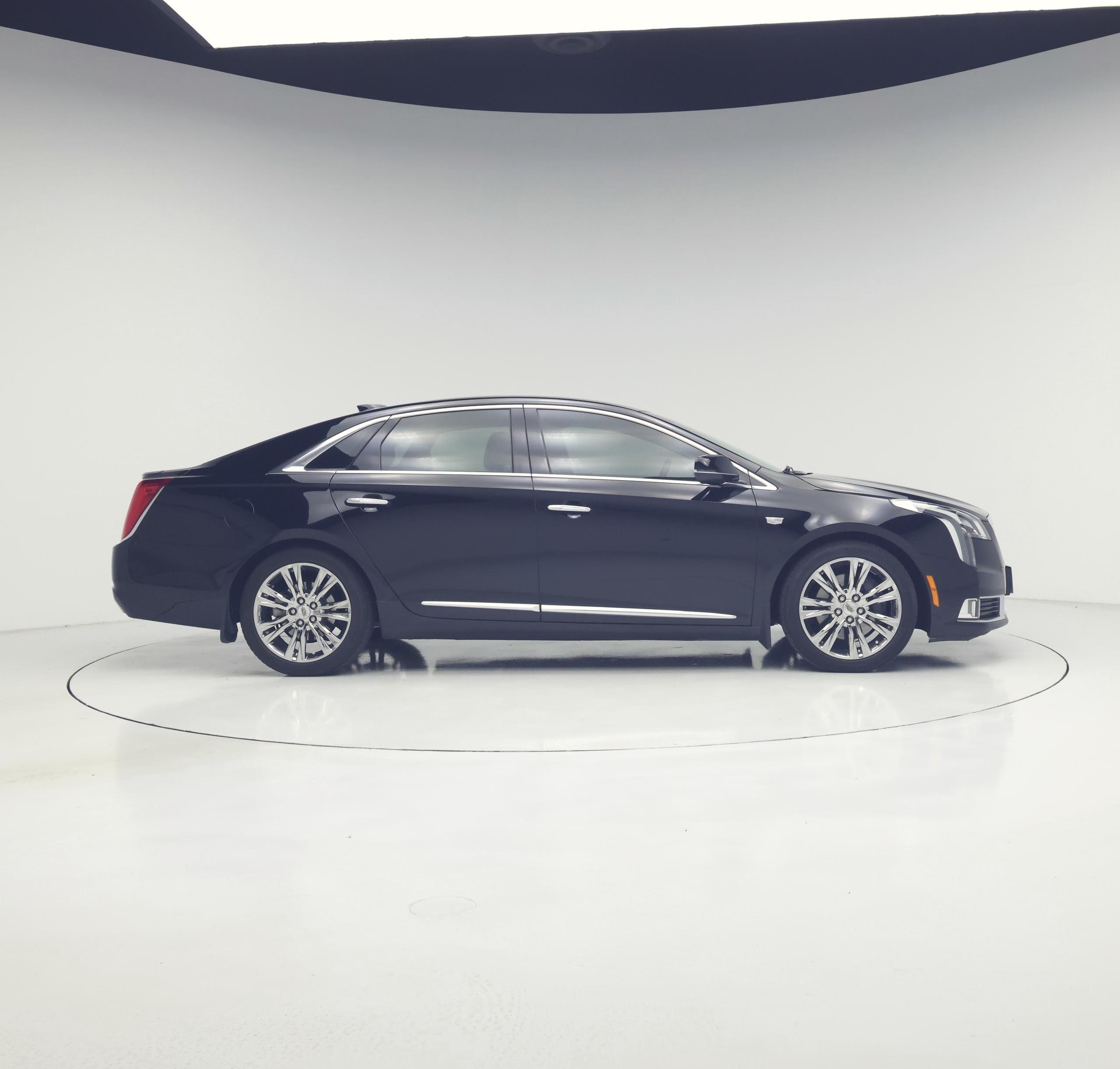 Thumbnail: 2018 Cadillac XTS - 7