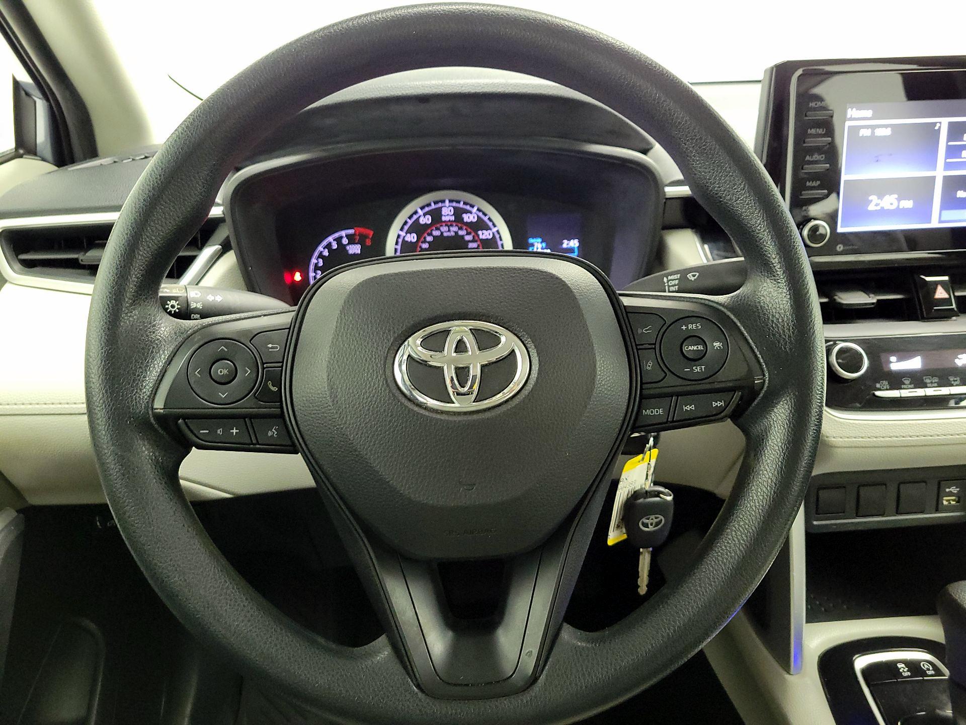 Thumbnail: 2022 Toyota Corolla Cross - 10