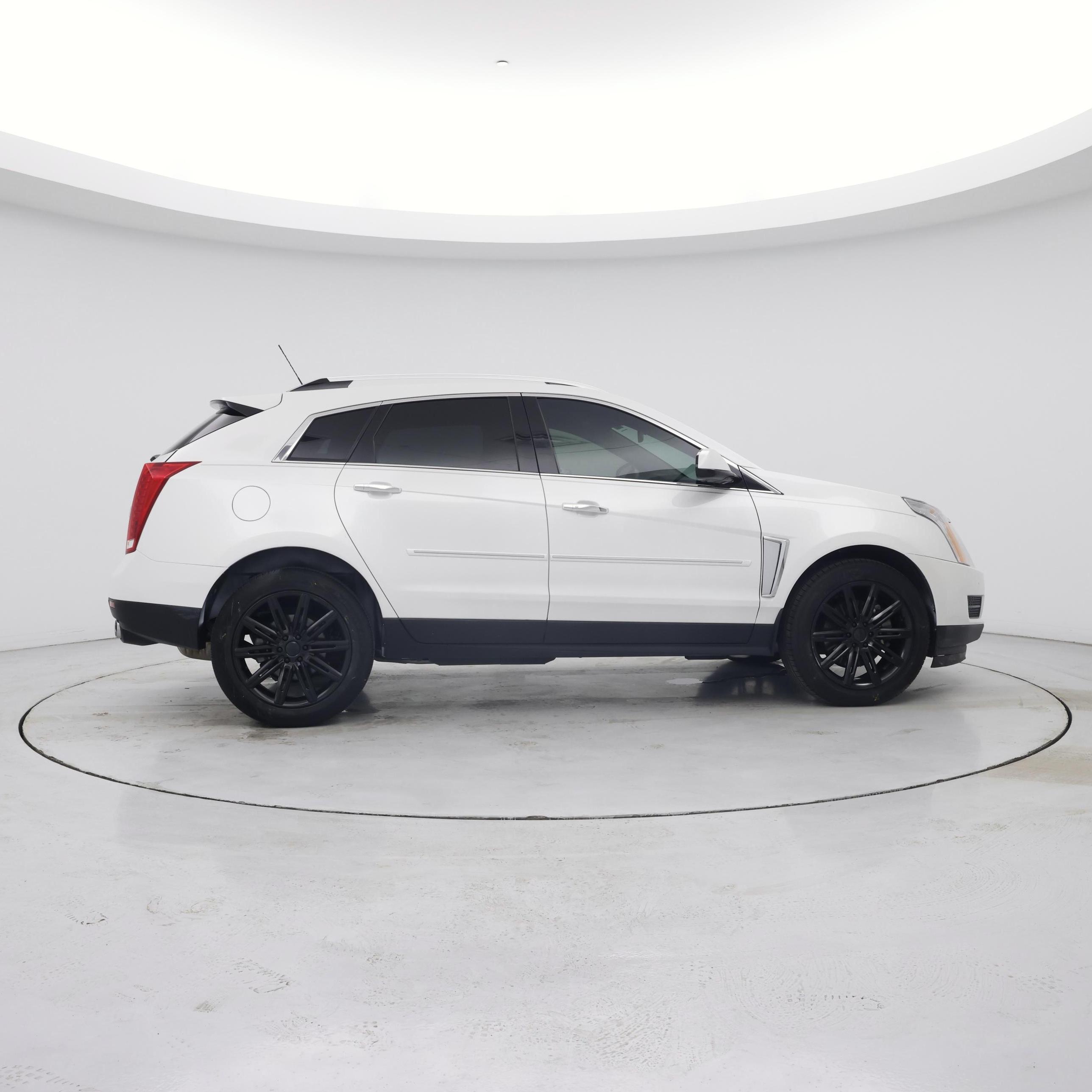 Thumbnail: 2015 Cadillac SRX - 7