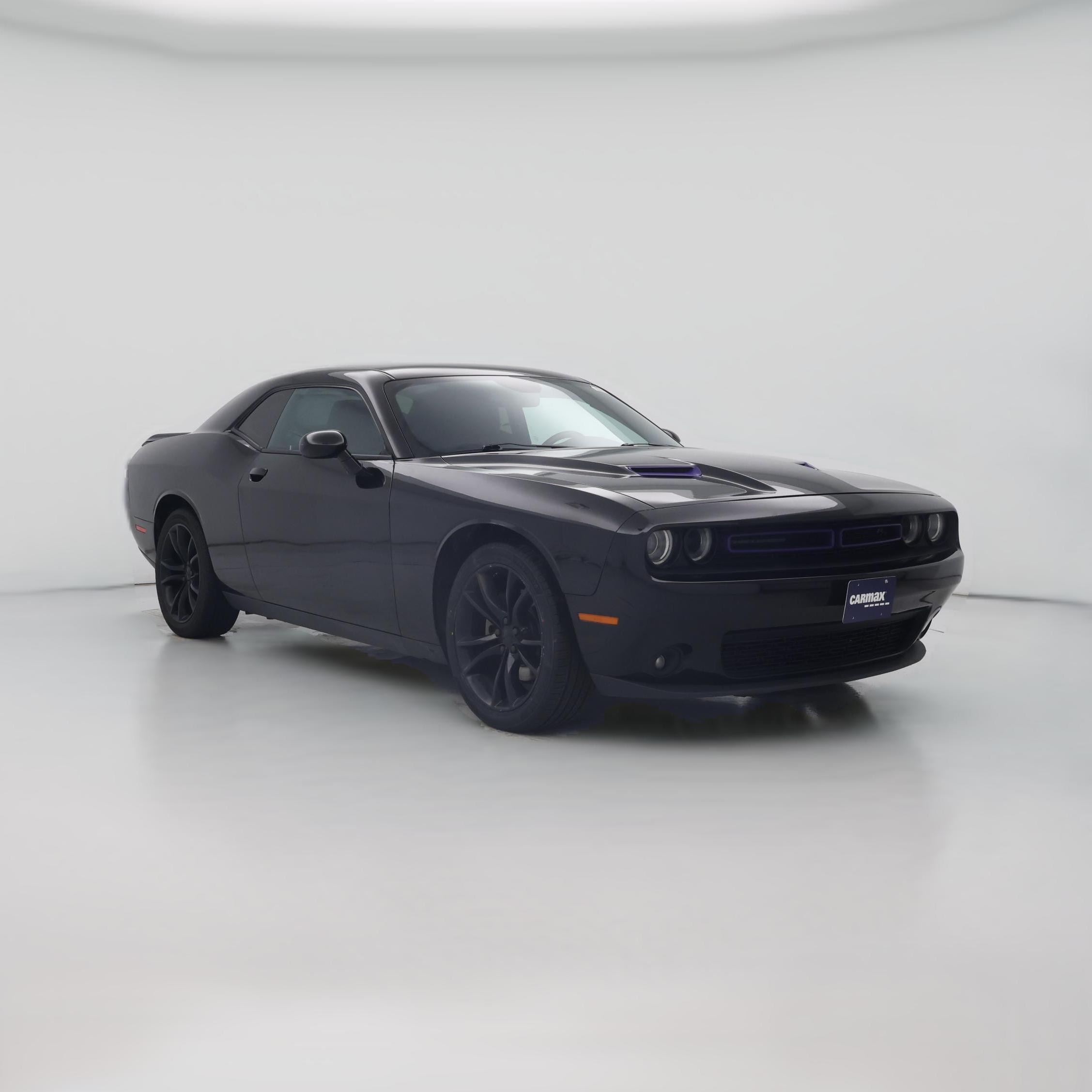 Thumbnail: 2016 Dodge Challenger - 1