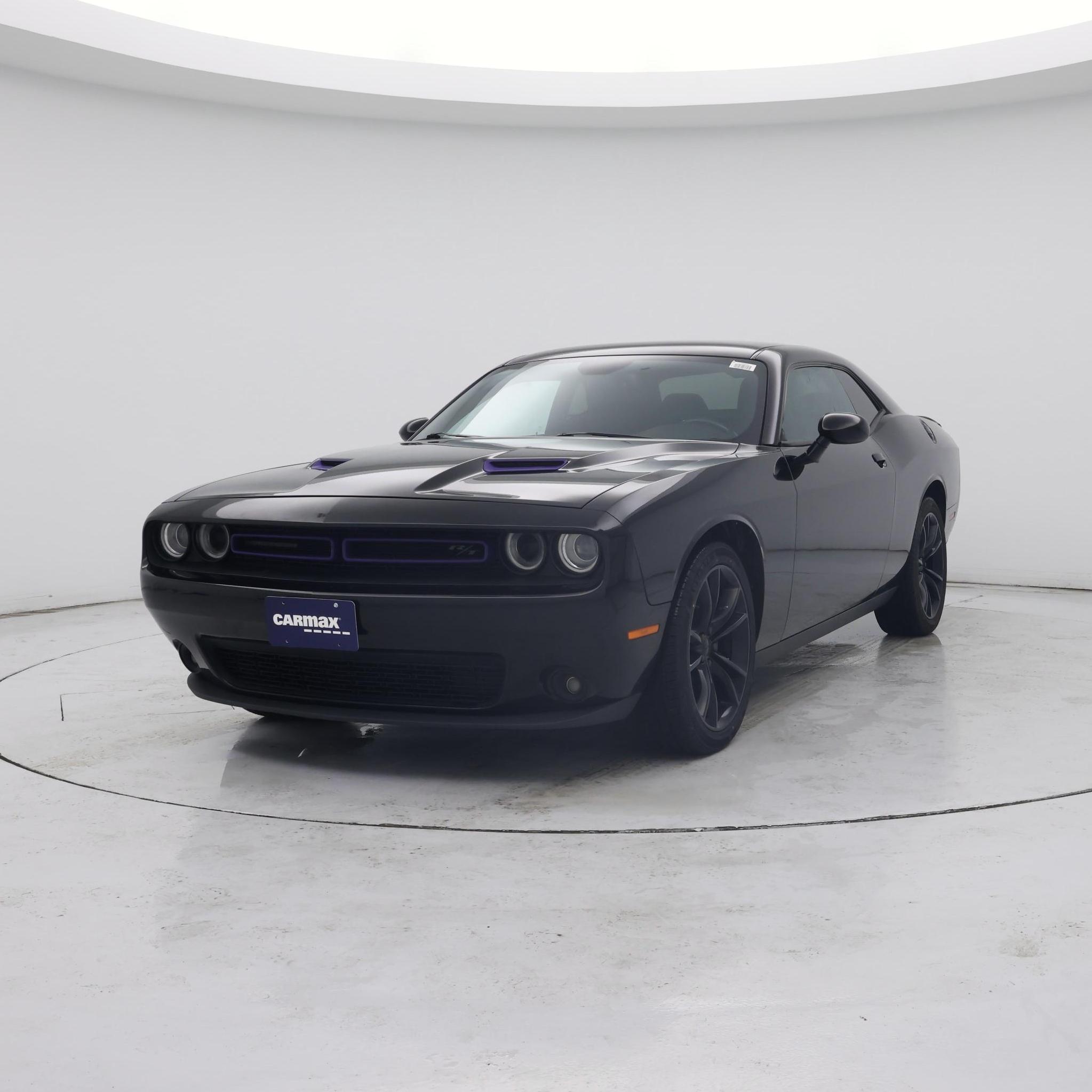 Thumbnail: 2016 Dodge Challenger - 4