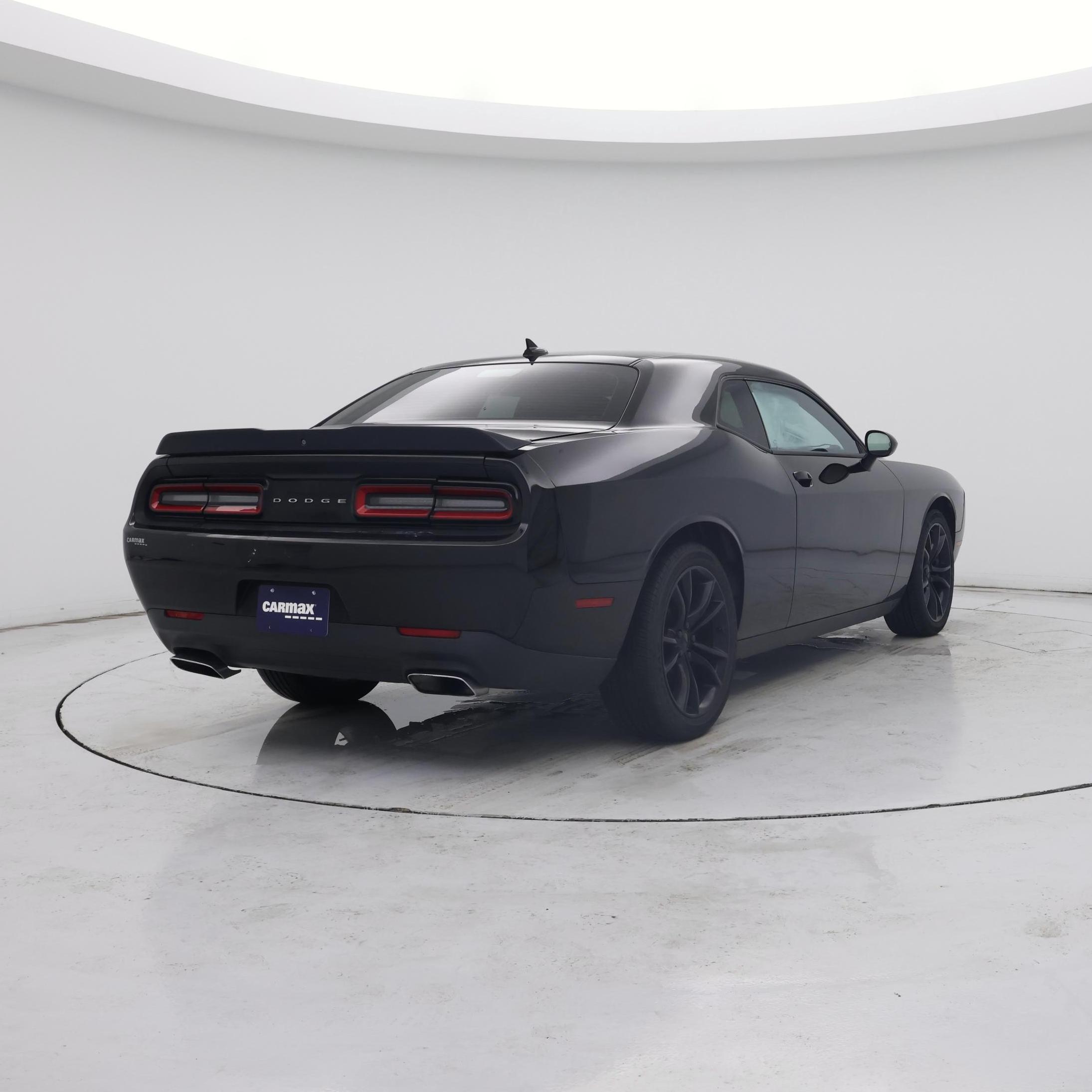Thumbnail: 2016 Dodge Challenger - 8