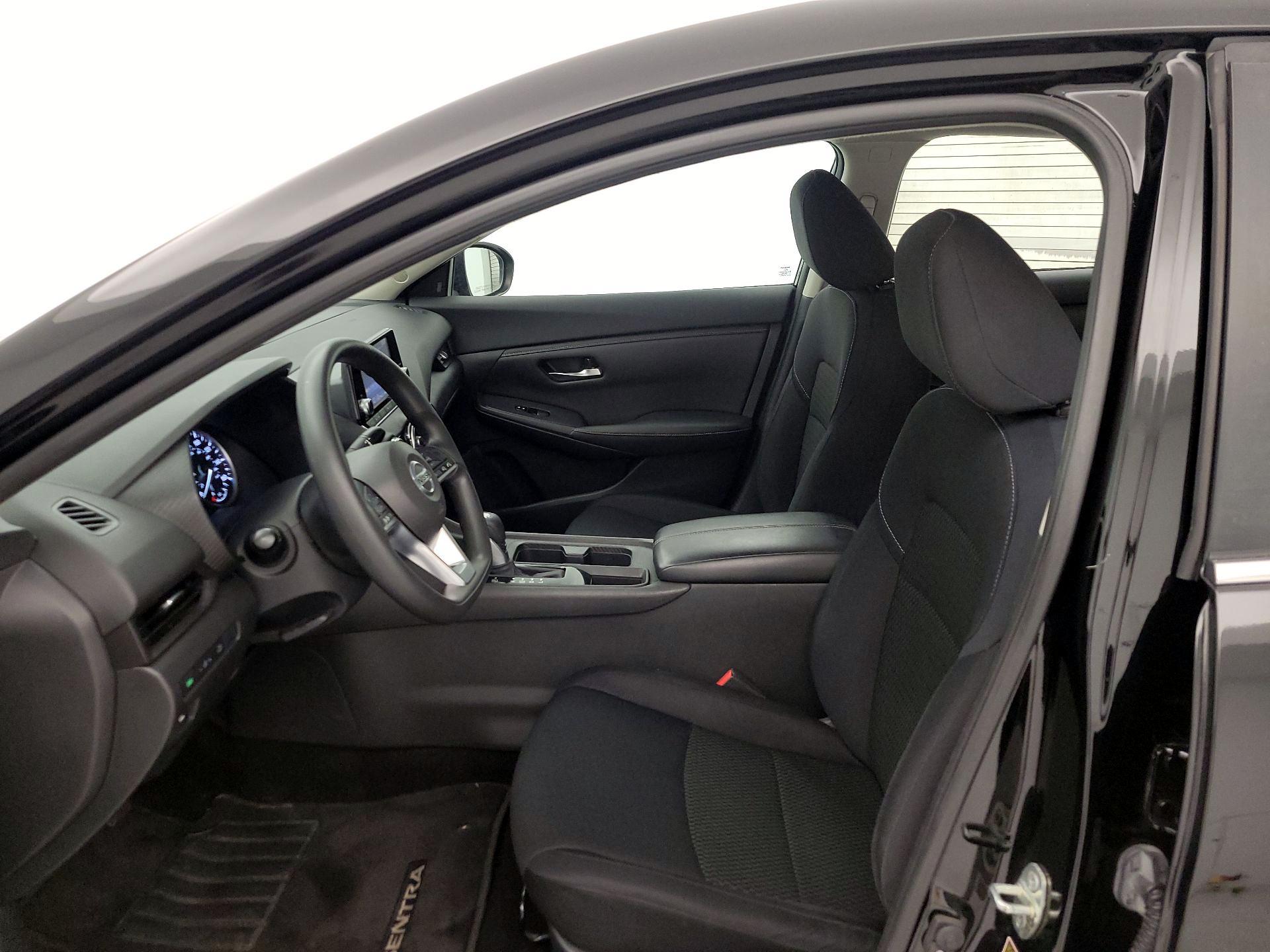 Thumbnail: 2021 Nissan Sentra - 11