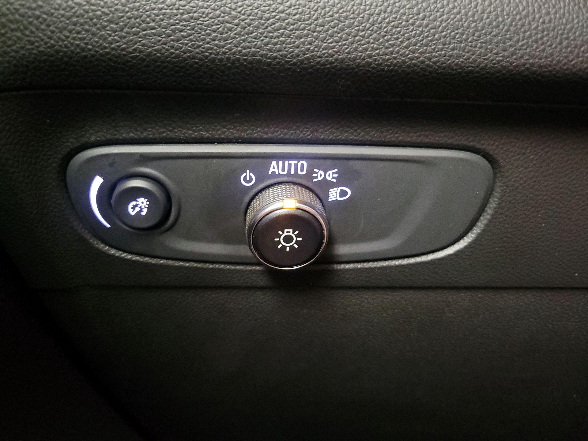 Thumbnail: 2021 Buick Envision - 11