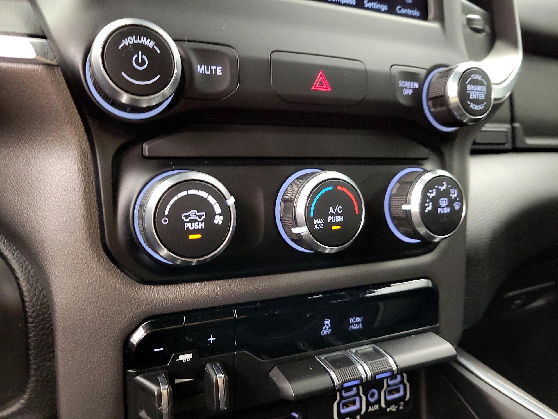 Thumbnail: 2019 RAM 1500 - 16