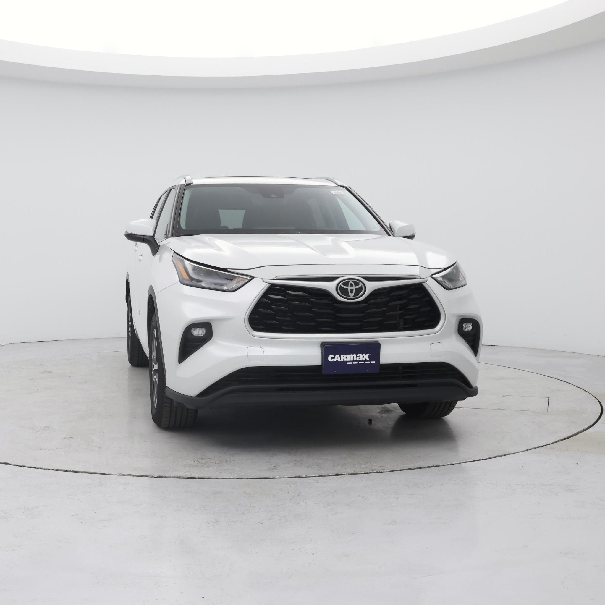 Thumbnail: 2023 Toyota Highlander - 5