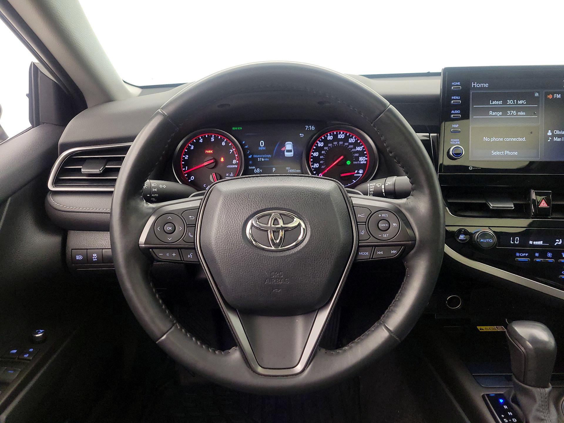 Thumbnail: 2023 Toyota Camry - 10