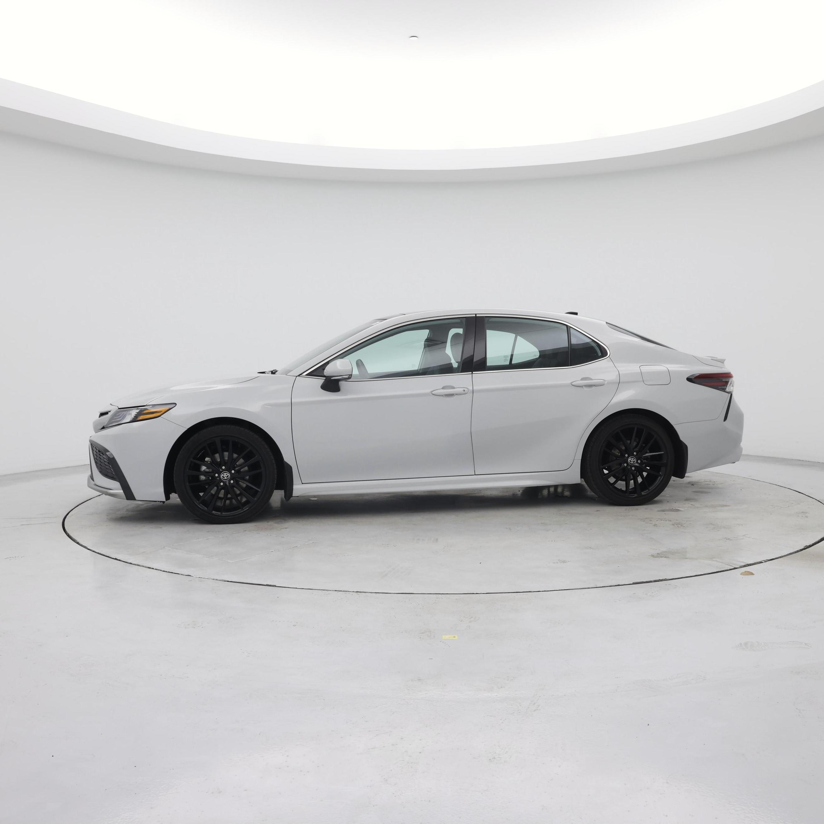 Thumbnail: 2023 Toyota Camry - 3