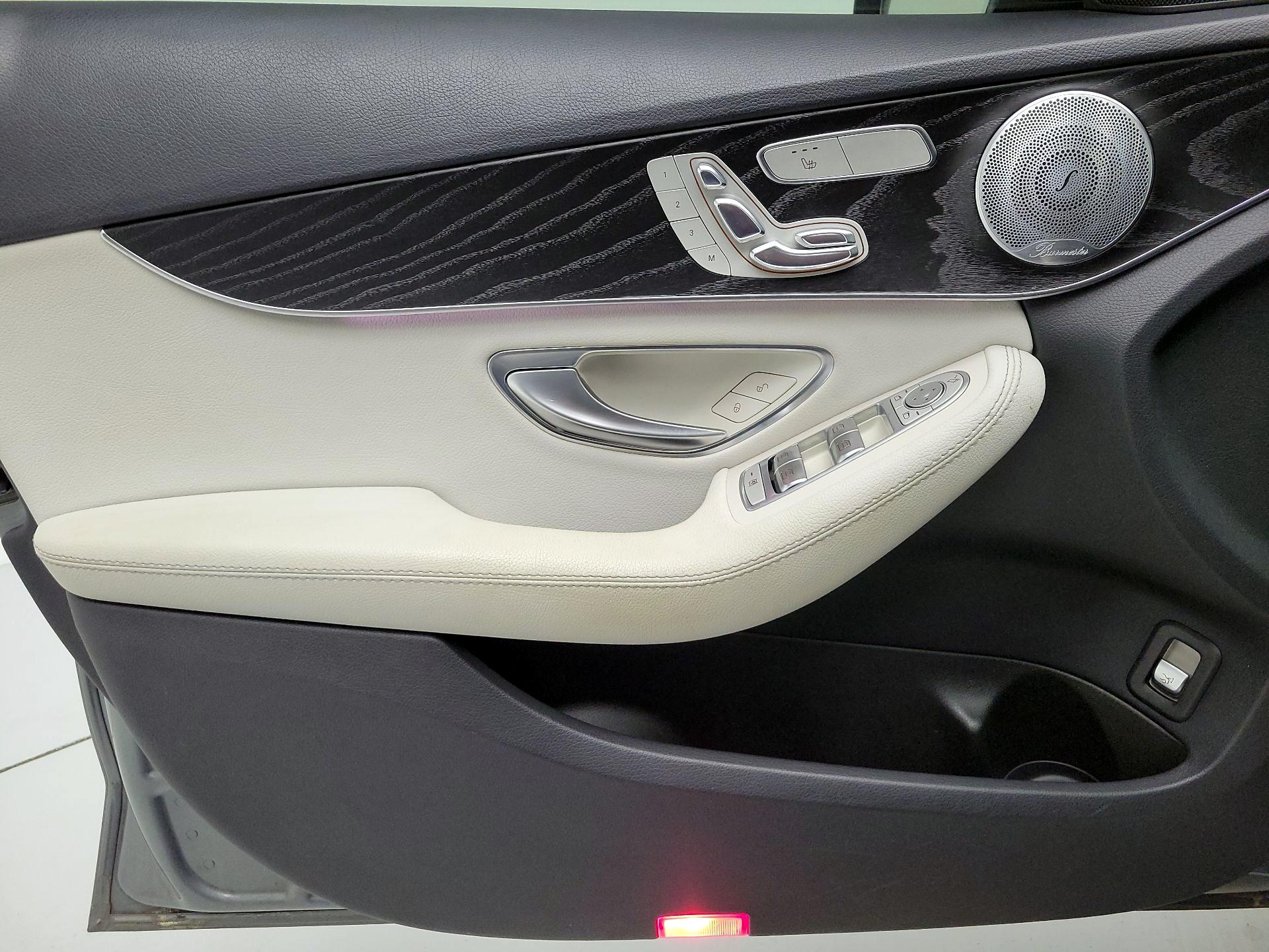 Thumbnail: 2017 Mercedes-Benz C-Class - 12