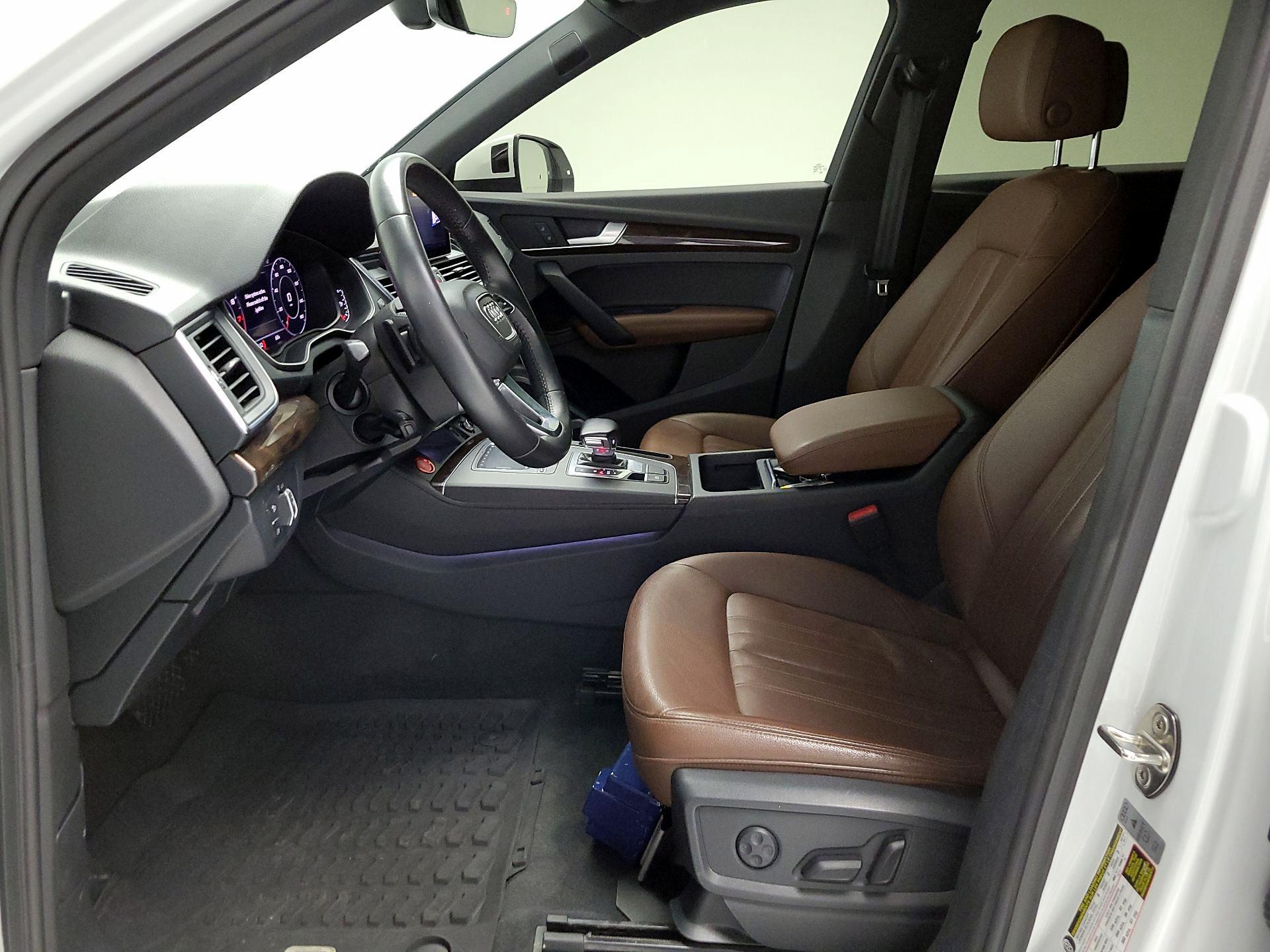 Thumbnail: 2019 Audi Q5 - 11