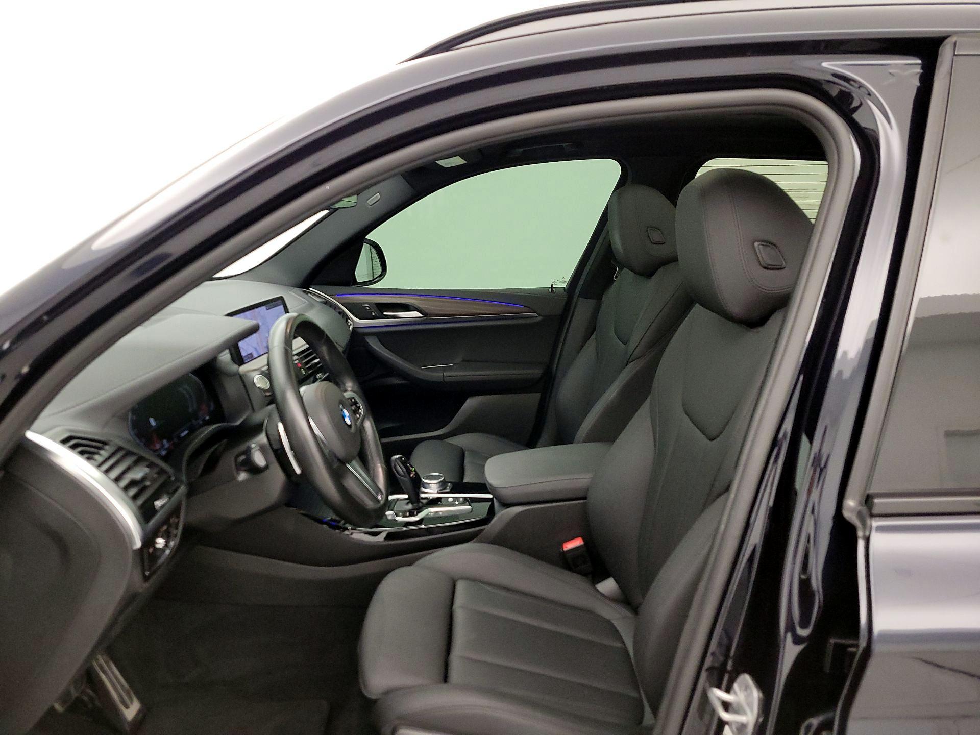 Thumbnail: 2021 BMW X3 - 11