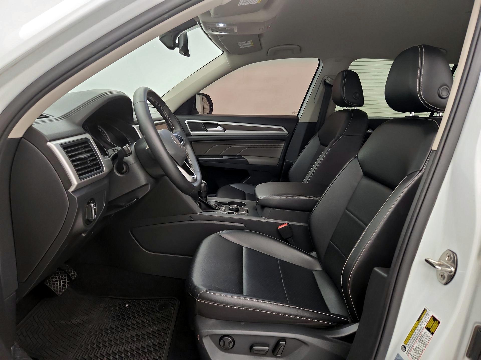 Thumbnail: 2021 Volkswagen Atlas - 11