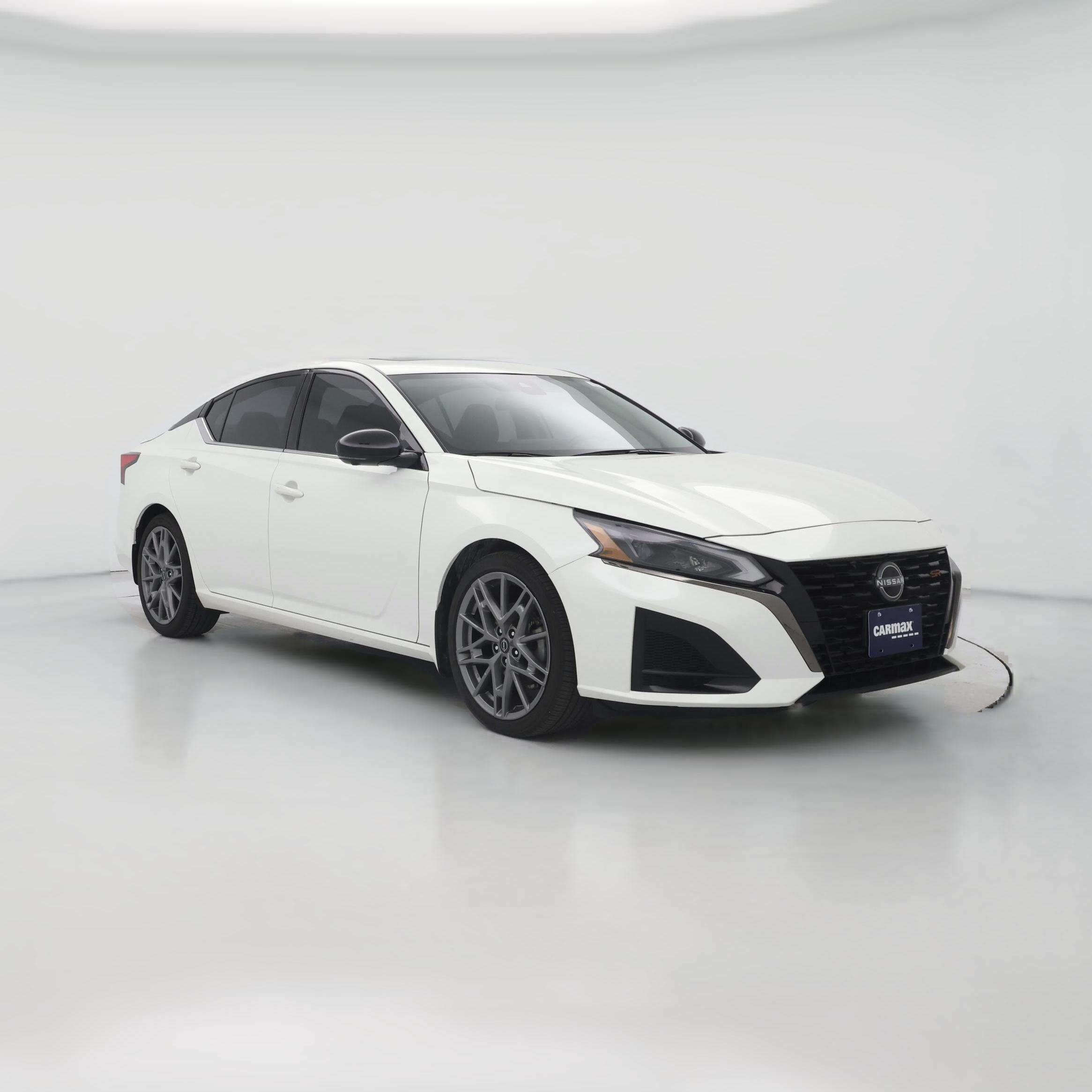 Thumbnail: 2023 Nissan Altima - 1