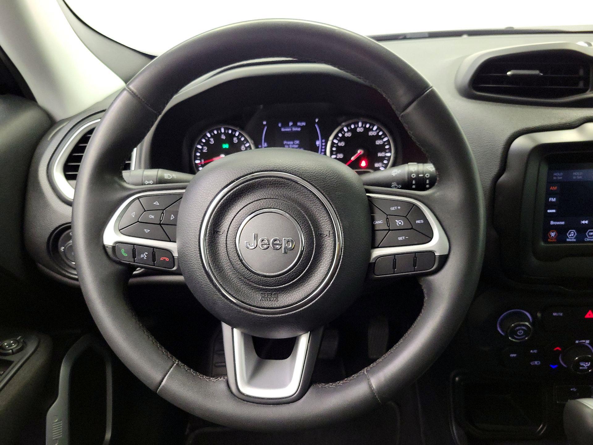 Thumbnail: 2018 Jeep Renegade - 10