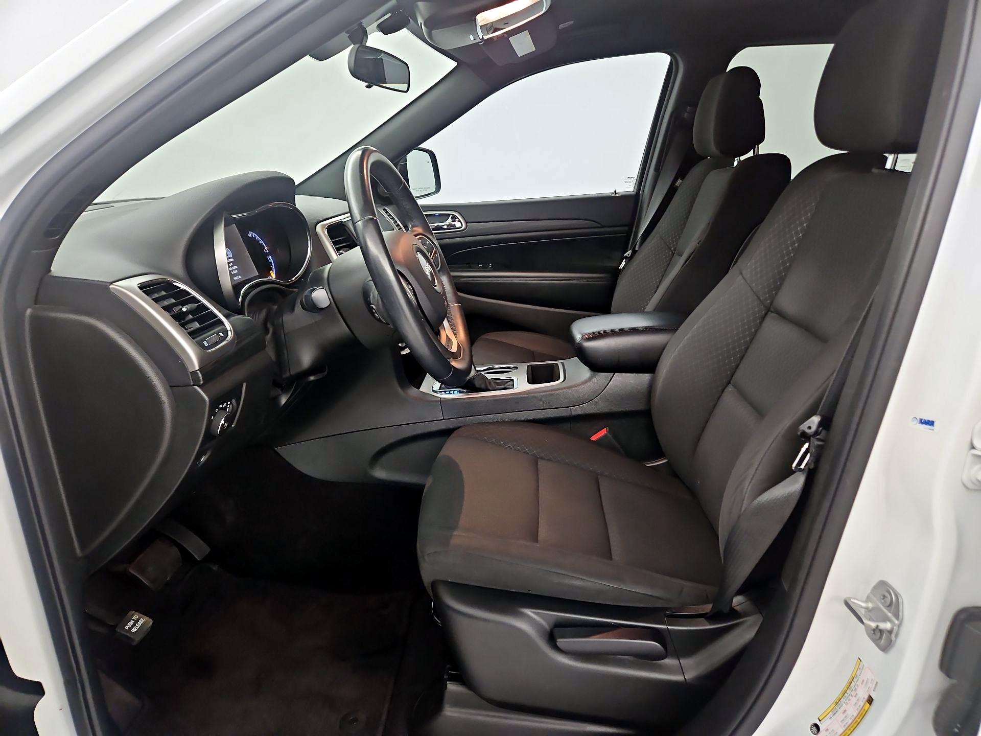 Thumbnail: 2019 Jeep Grand Cherokee - 9